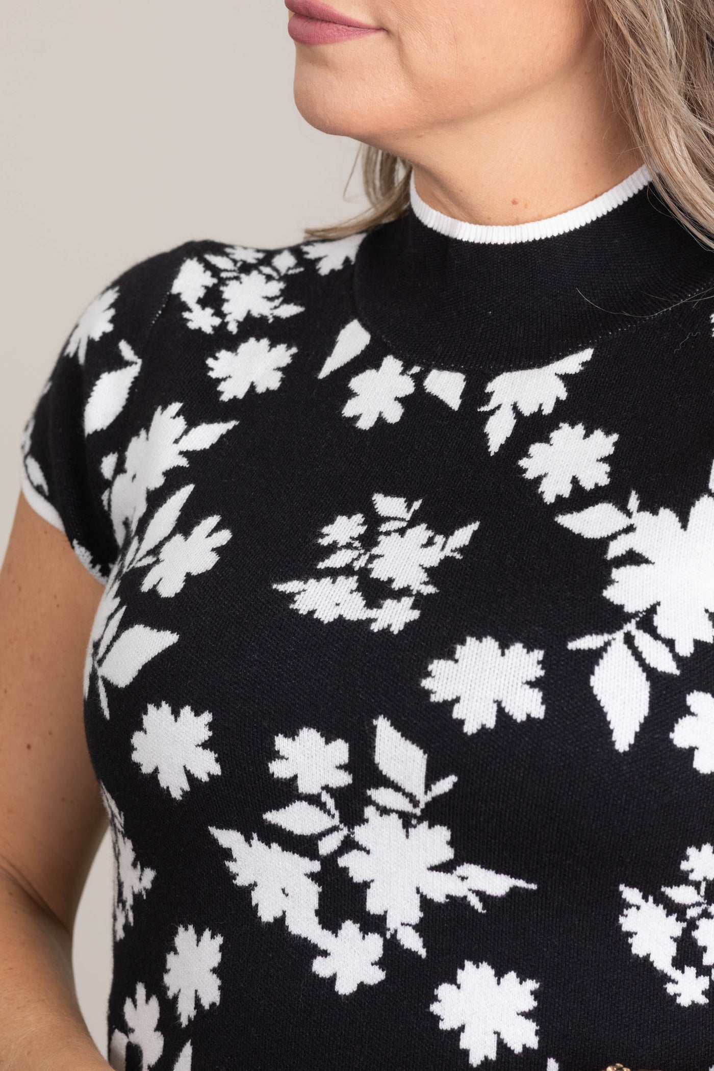 Black And White Floral Knit Sweater Dress