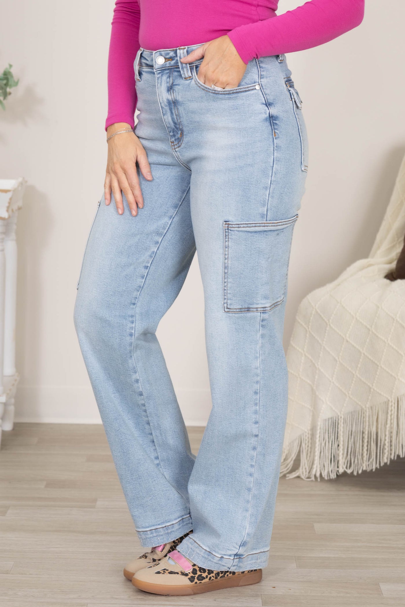 Judy Blue Light Wash Cargo Wide Leg Jeans