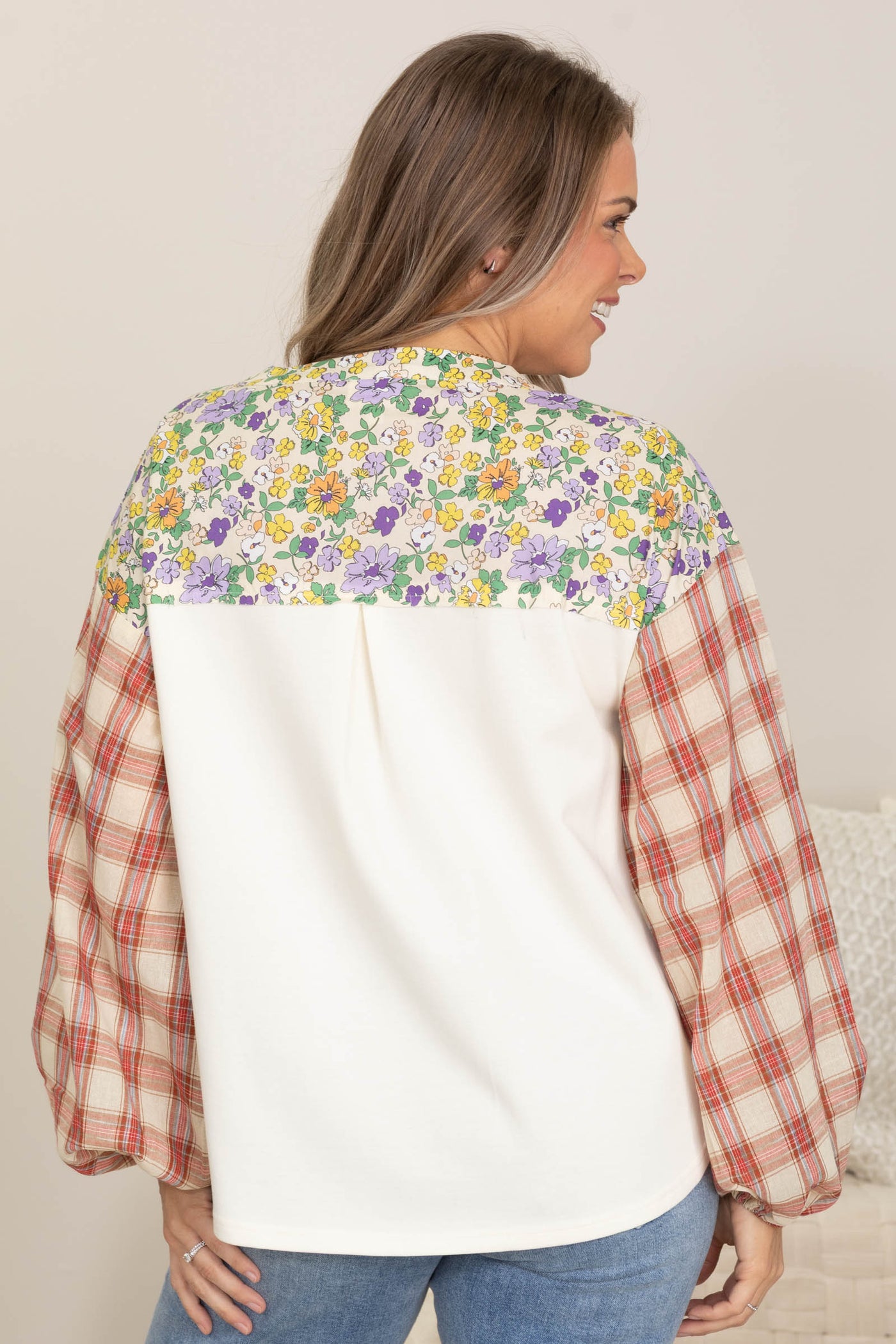 Ivory And Plaid Long Sleeve Knit Tops