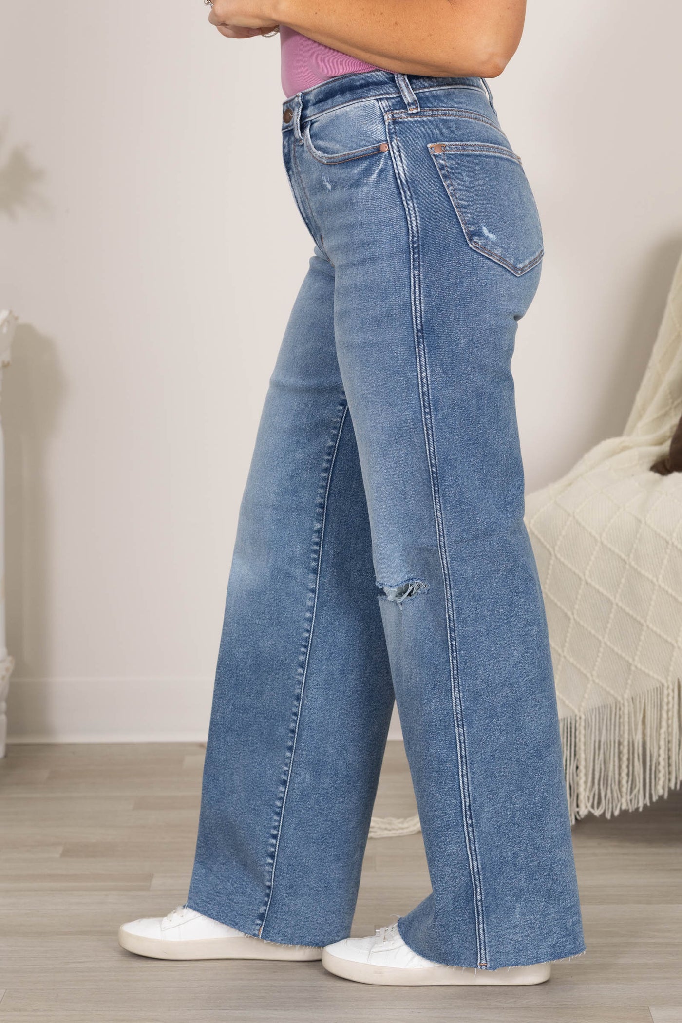 Judy Blue Vintage Wash Wide Leg With Distress Jeans