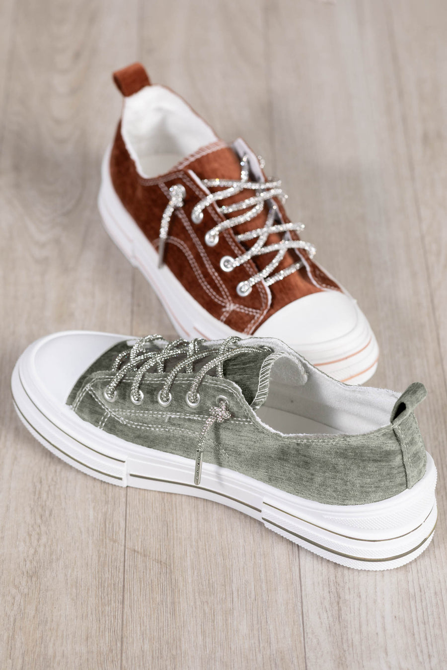 Platform Sneakers With Sparkle Laces