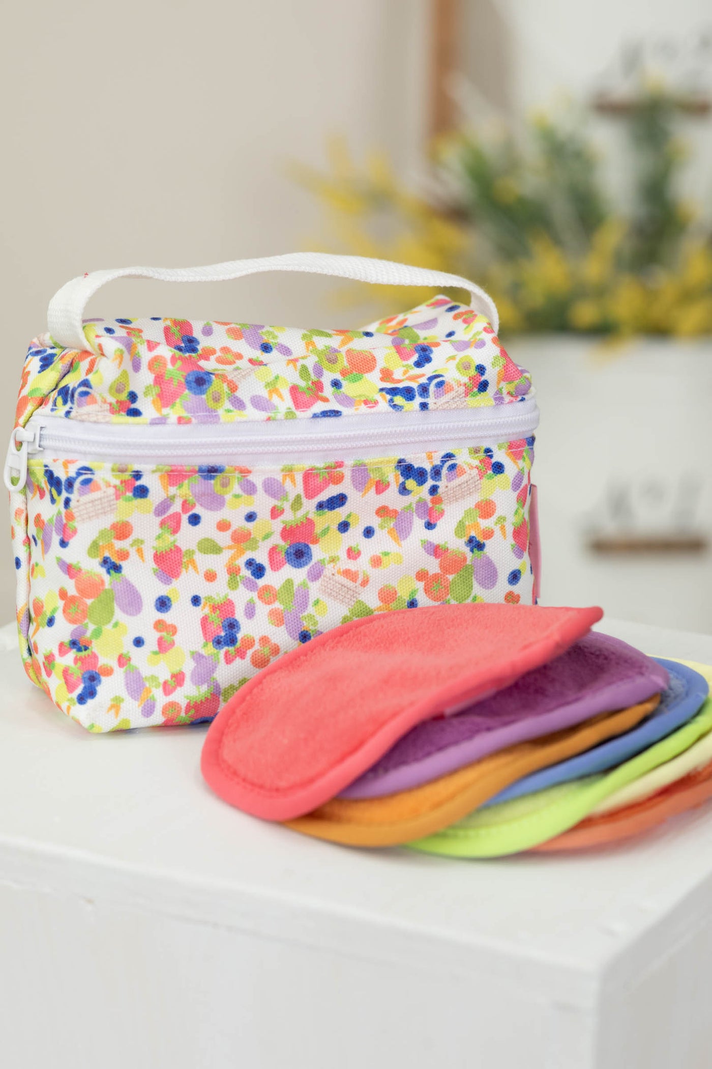 Makeup Eraser Farmer's Market 7-Day Set with Bag