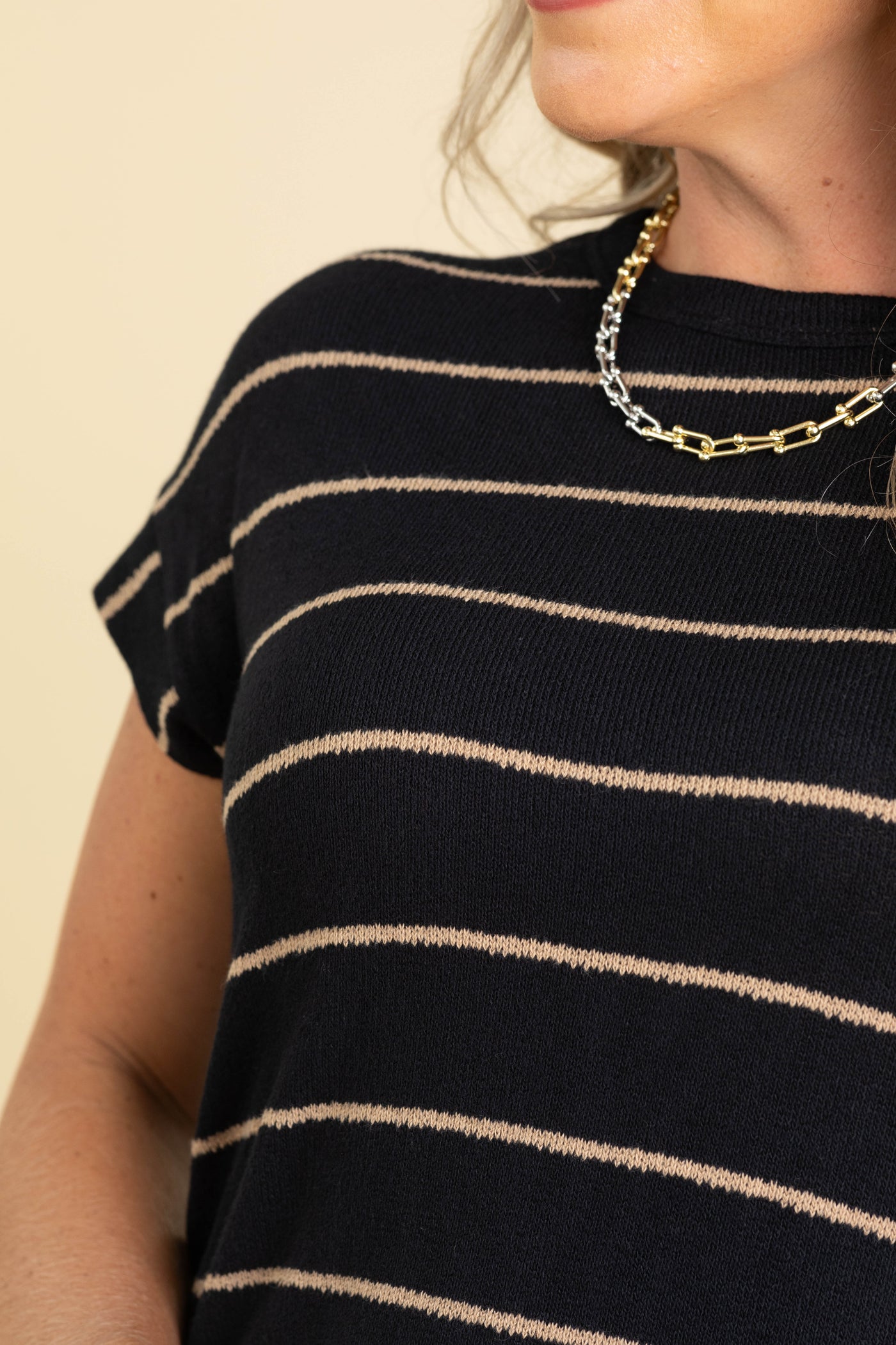 Stripe Round Neck Short Sleeve Knit Tops