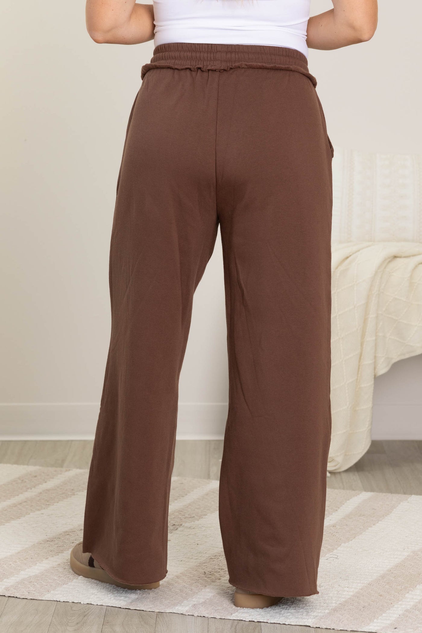 Fleece Exposed Seam Wide Leg Sweatpants