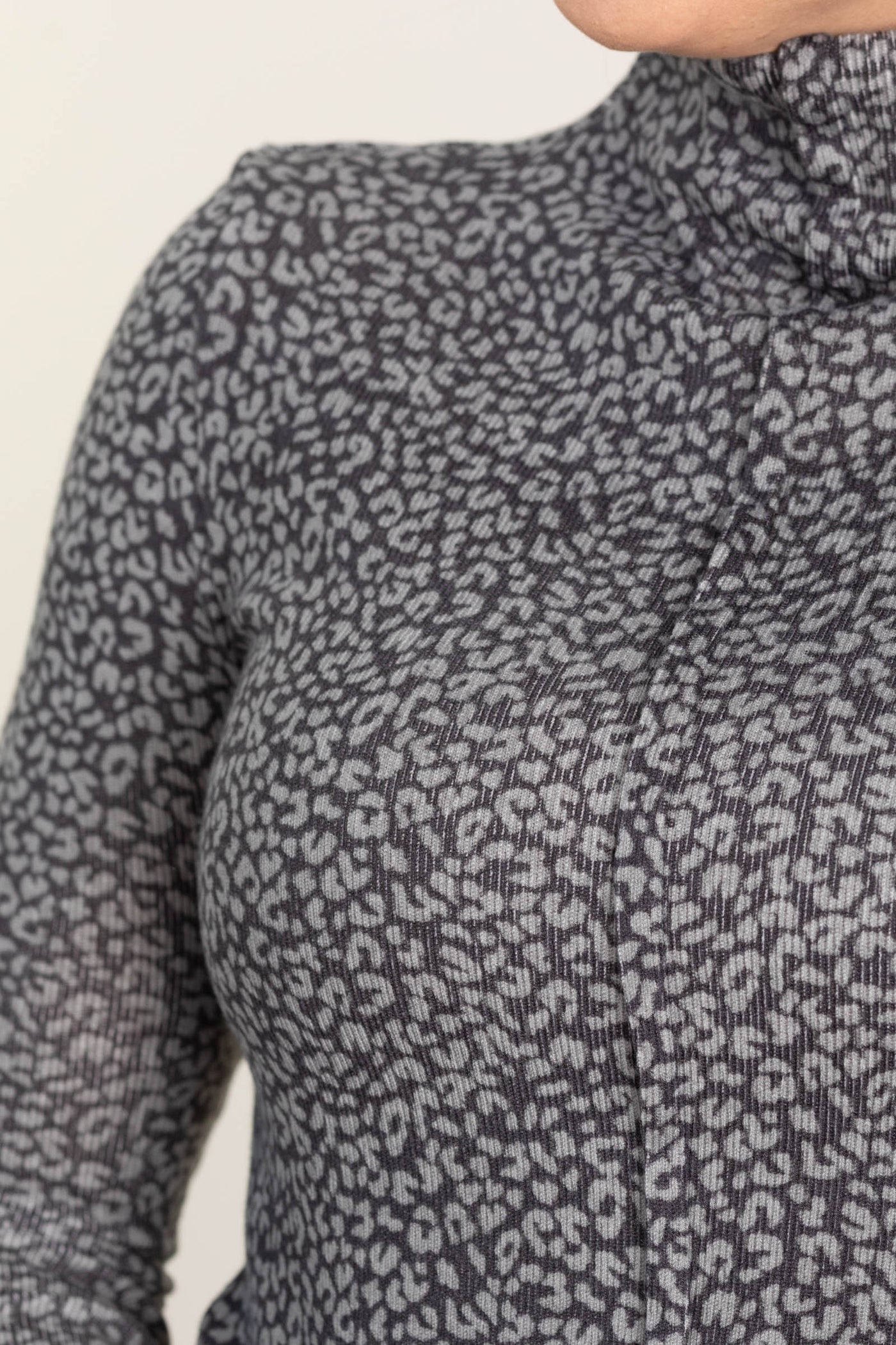 Grey Fitted Leopard Knit Long Sleeve Top