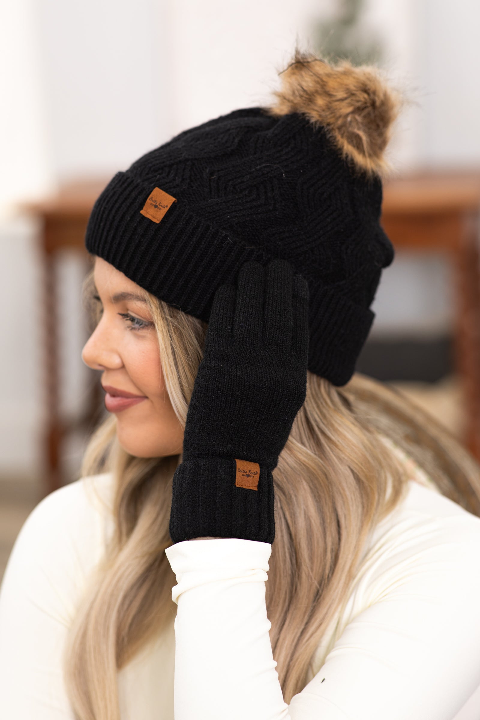 Black Gloves With Tech Fingertips · Filly Flair