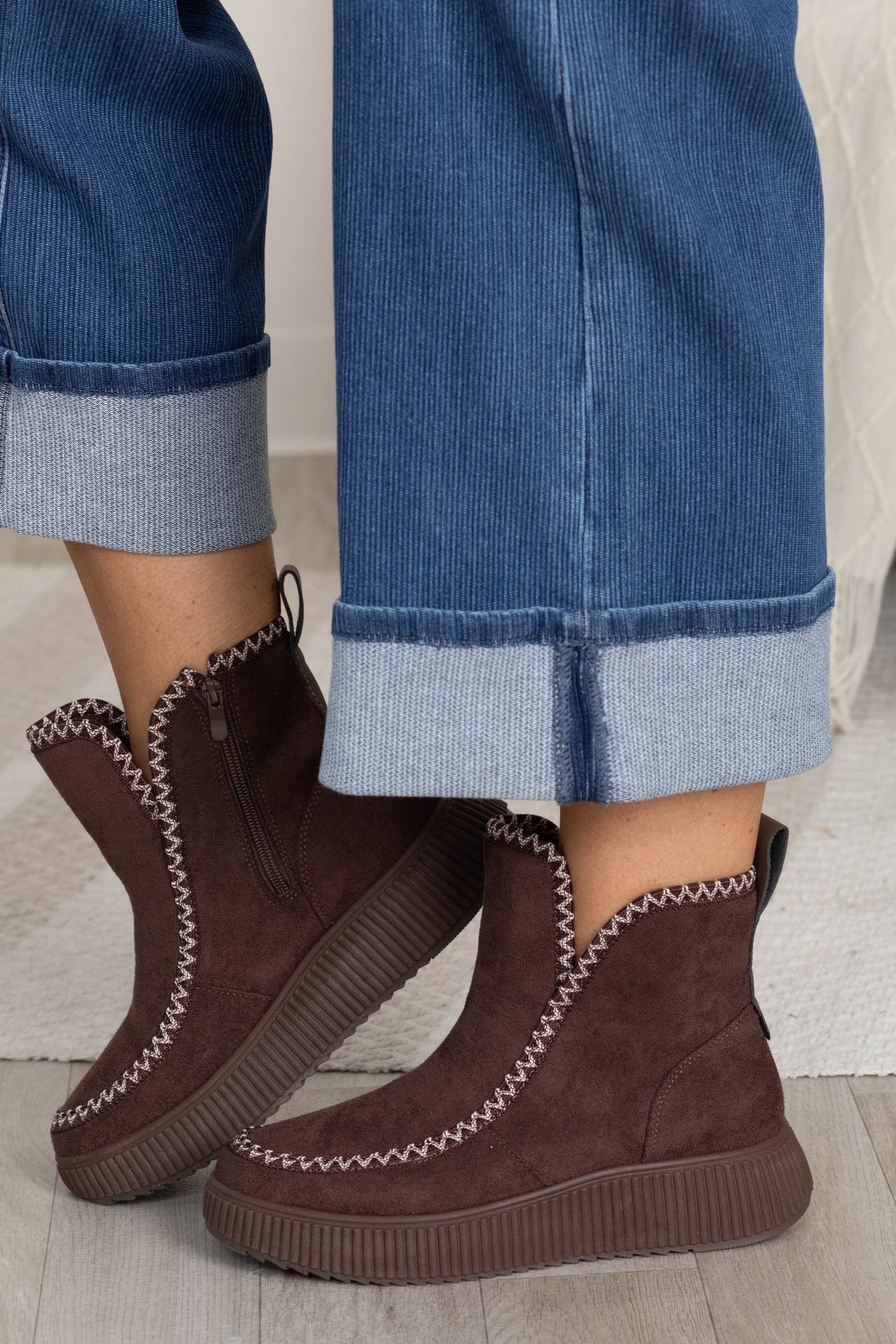 Brown Contrast Stitch Faux Fur Lined Boots