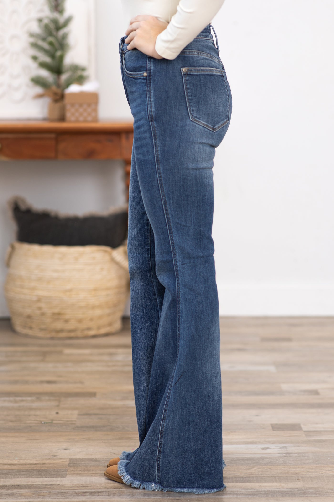 Judy Blue Tummy Control Fray Hem Flare Jeans