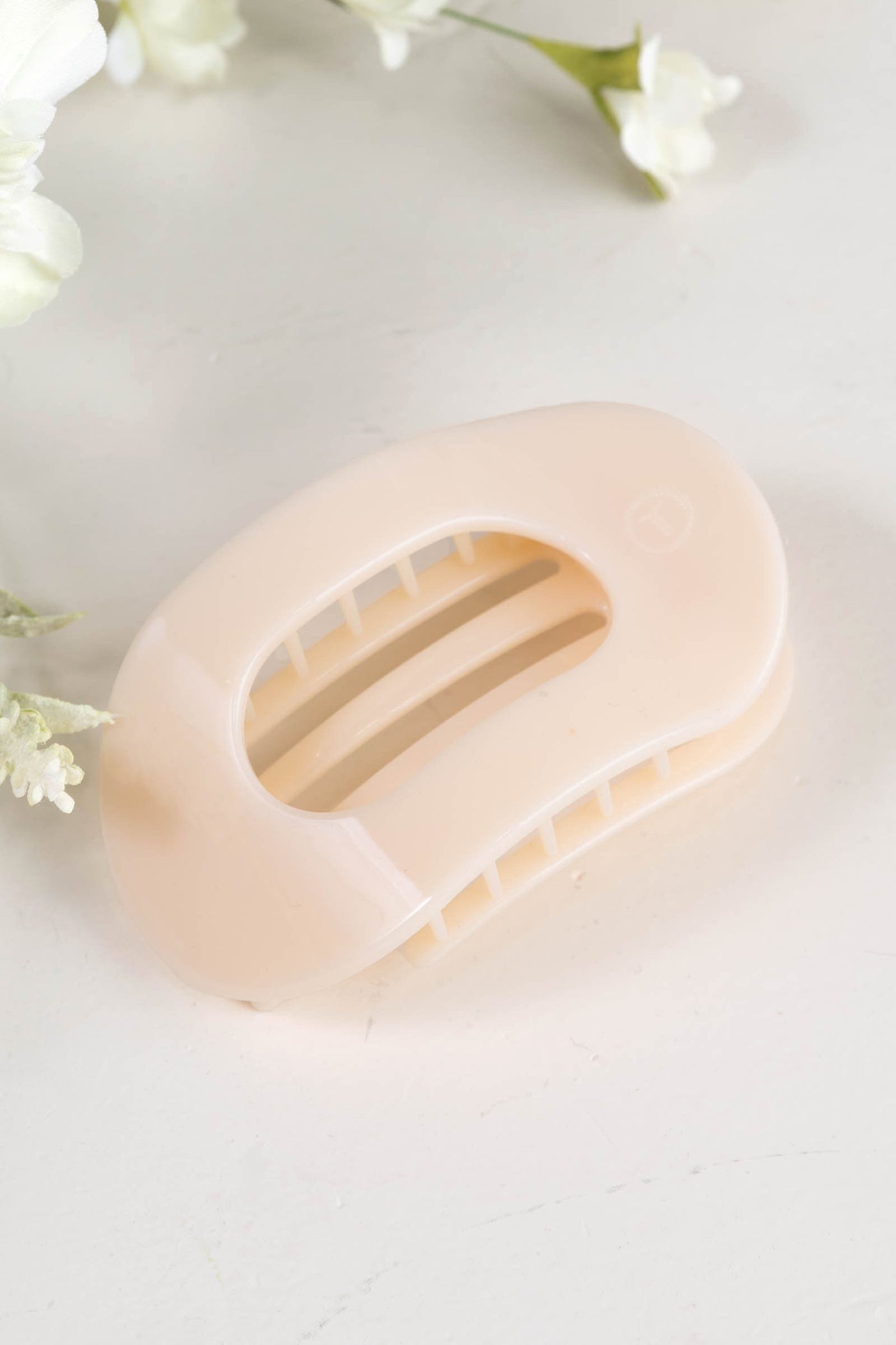 Almond Beige Flat Round Hair Clip