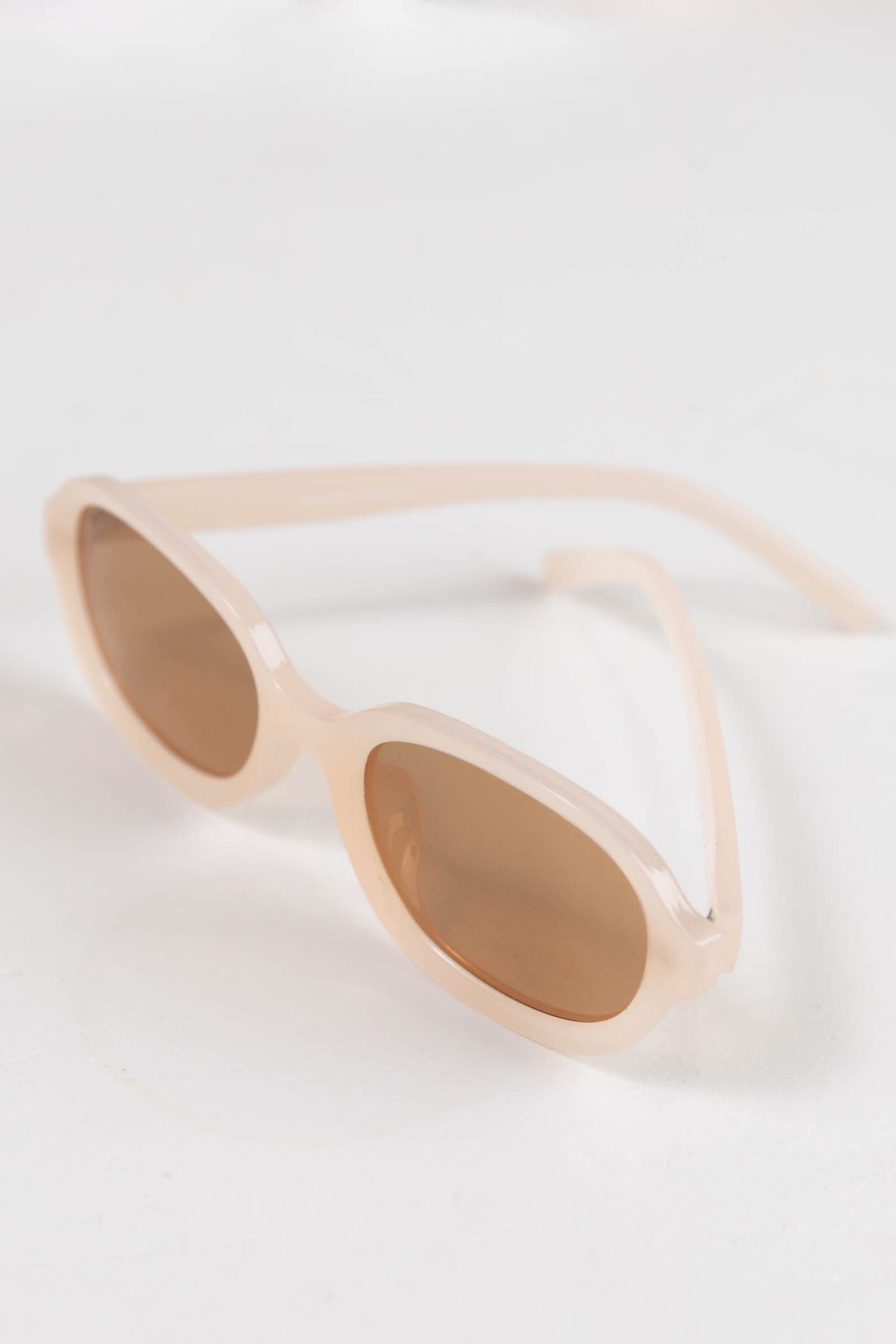 Simple Oval Frame Sunglasses