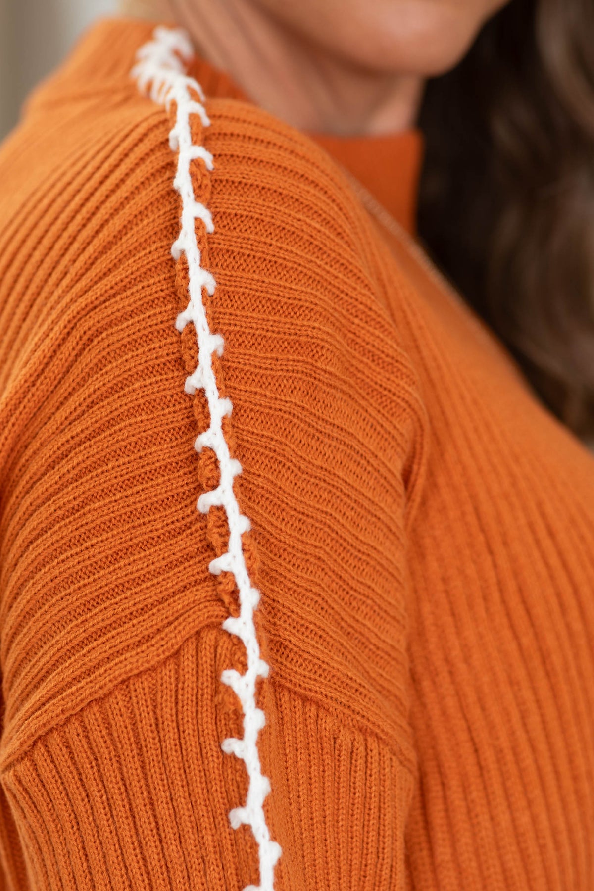 Round Neck Long Sleeve Sweater Knit Top With Stitch Detail