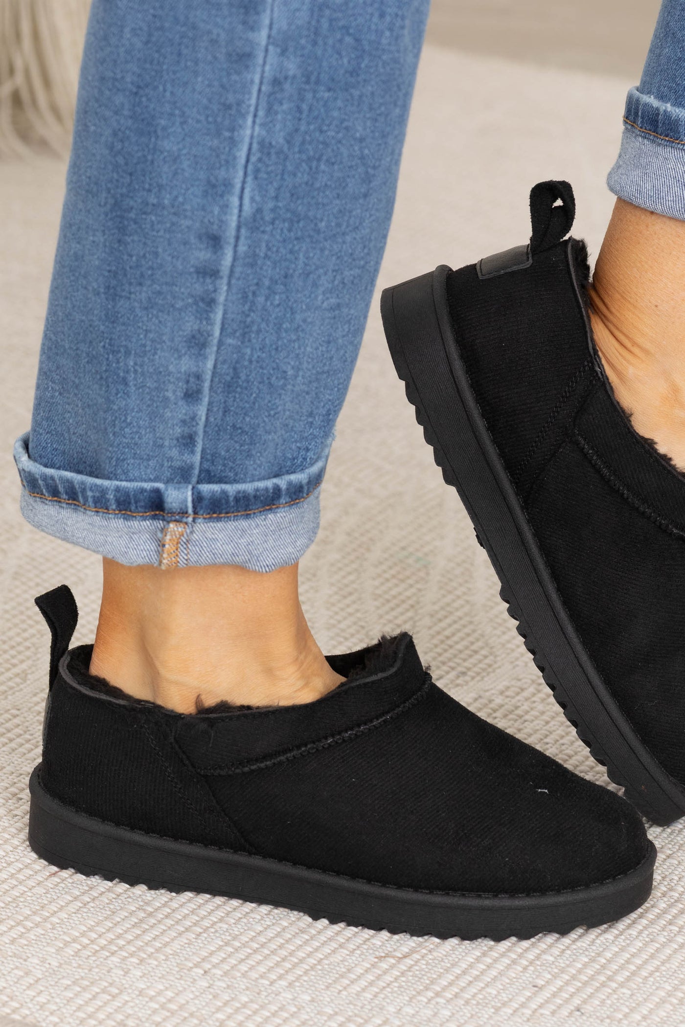 Sherpa Short Cut Booties With Pull On Tab