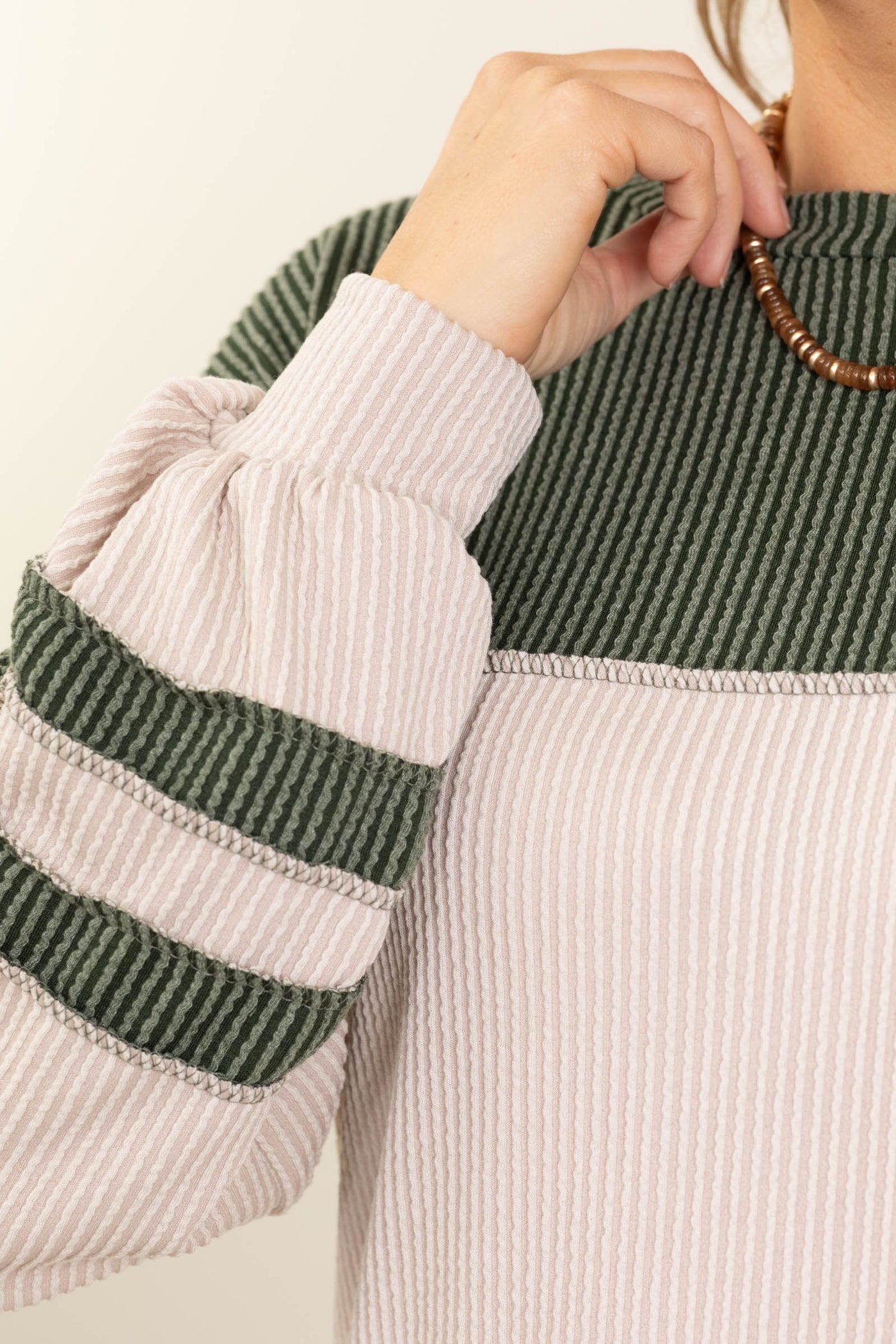 Contrast Ribbed Knit Long Sleeve Tops