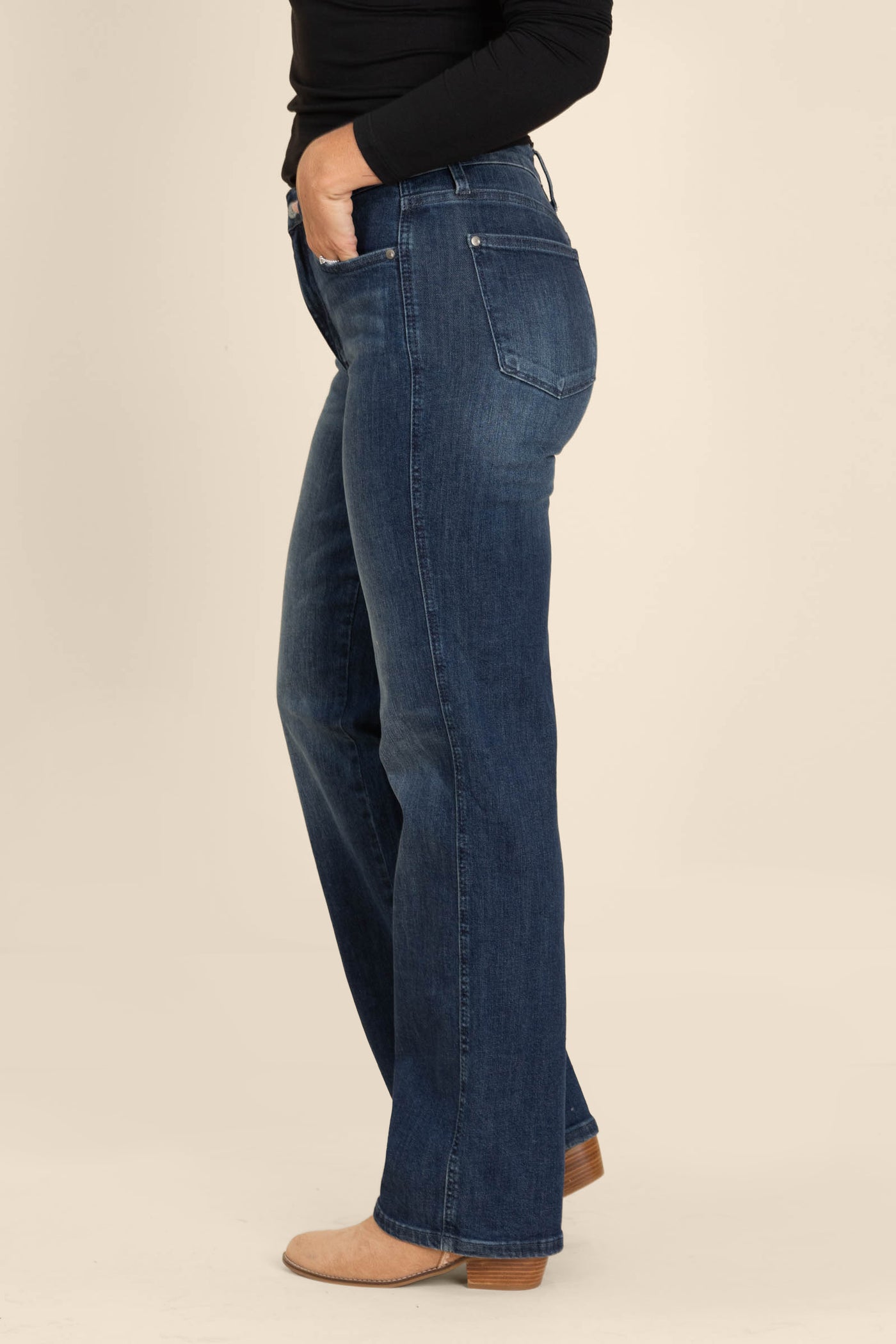 Judy Blue Daydream Tummy Control Jeans