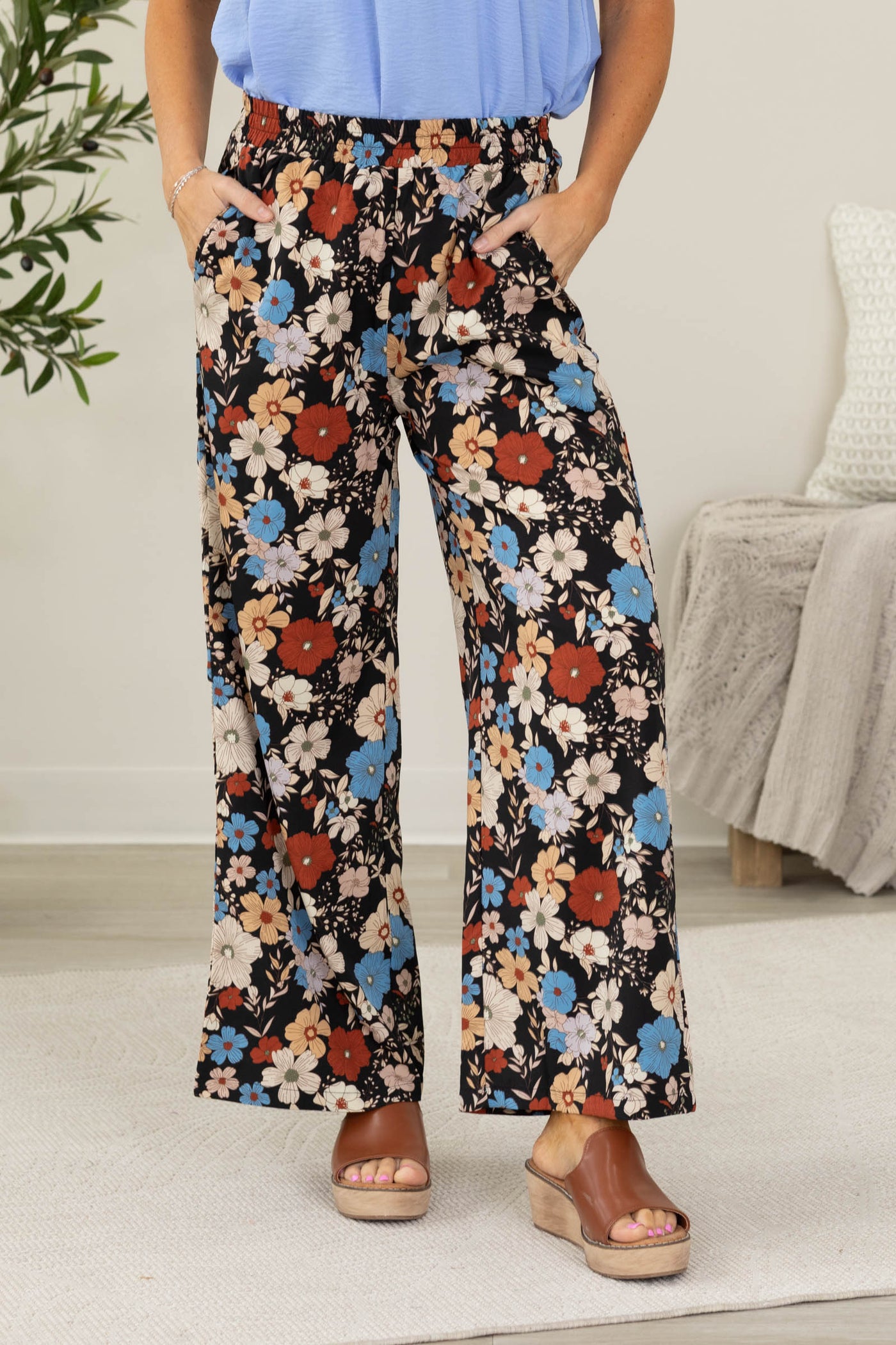 Staccato Black Elastic Waist Floral Pants