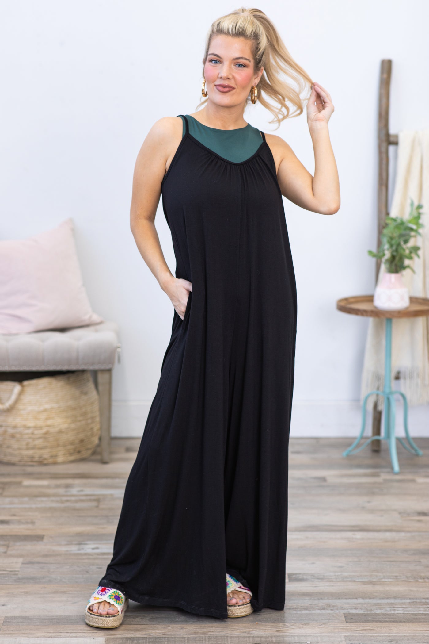 Black Adjustable Strap Flowy Jumpsuit - S Black Adjustable Strap Flowy Jumpsuit - S