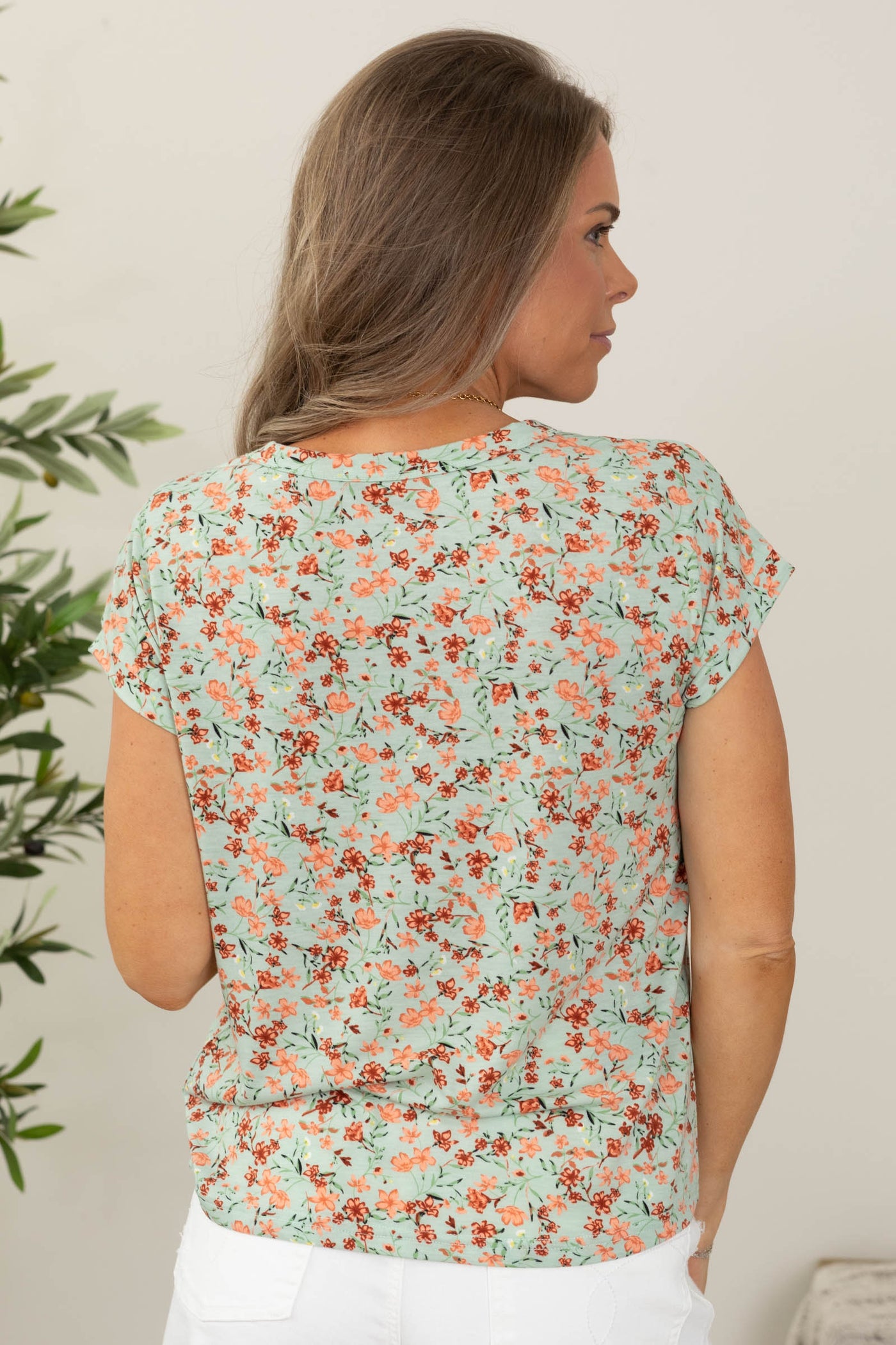 Staccato Floral Short Sleeve Knit Top