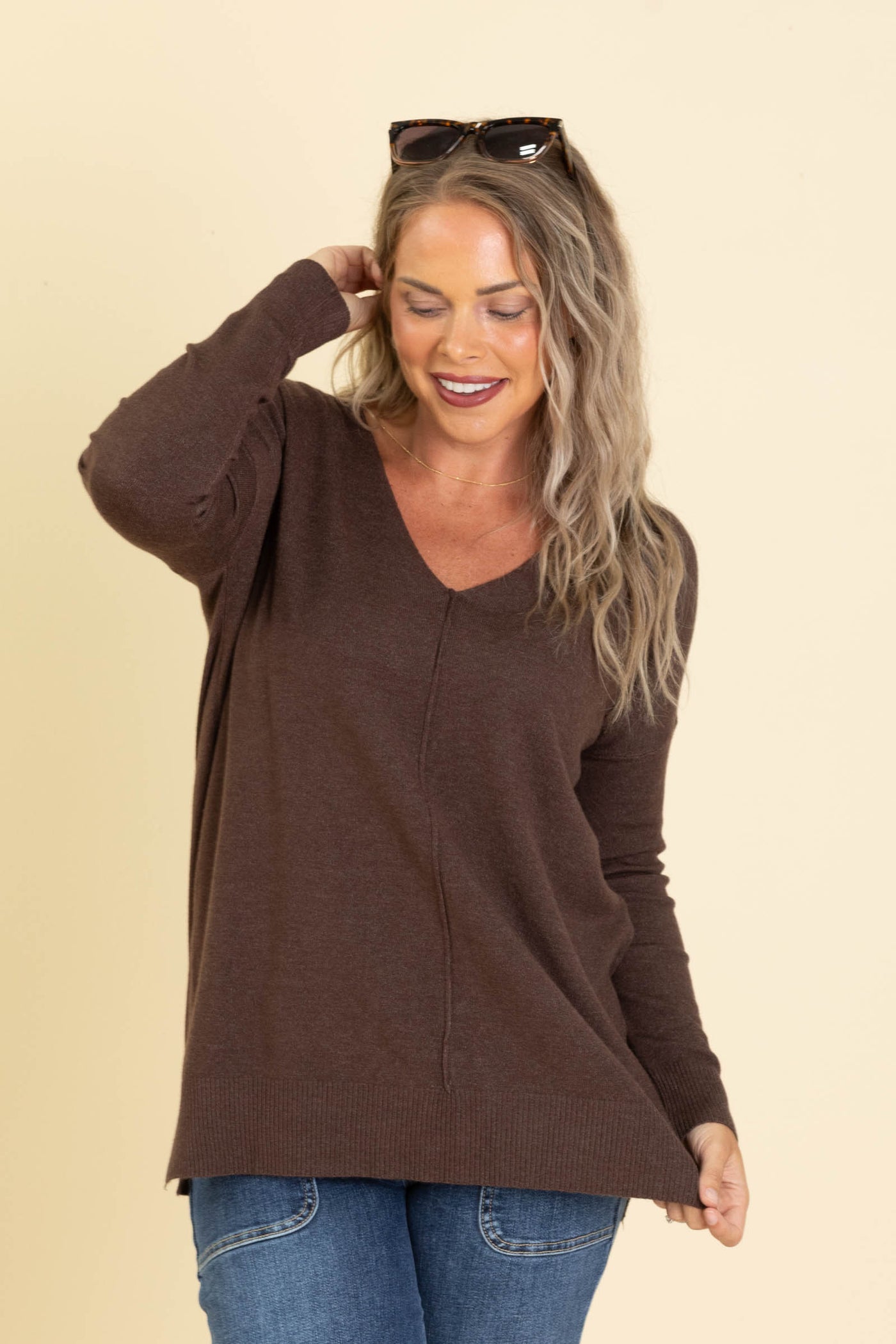 V-Neck Lightweight Sweaters With Seam Detail