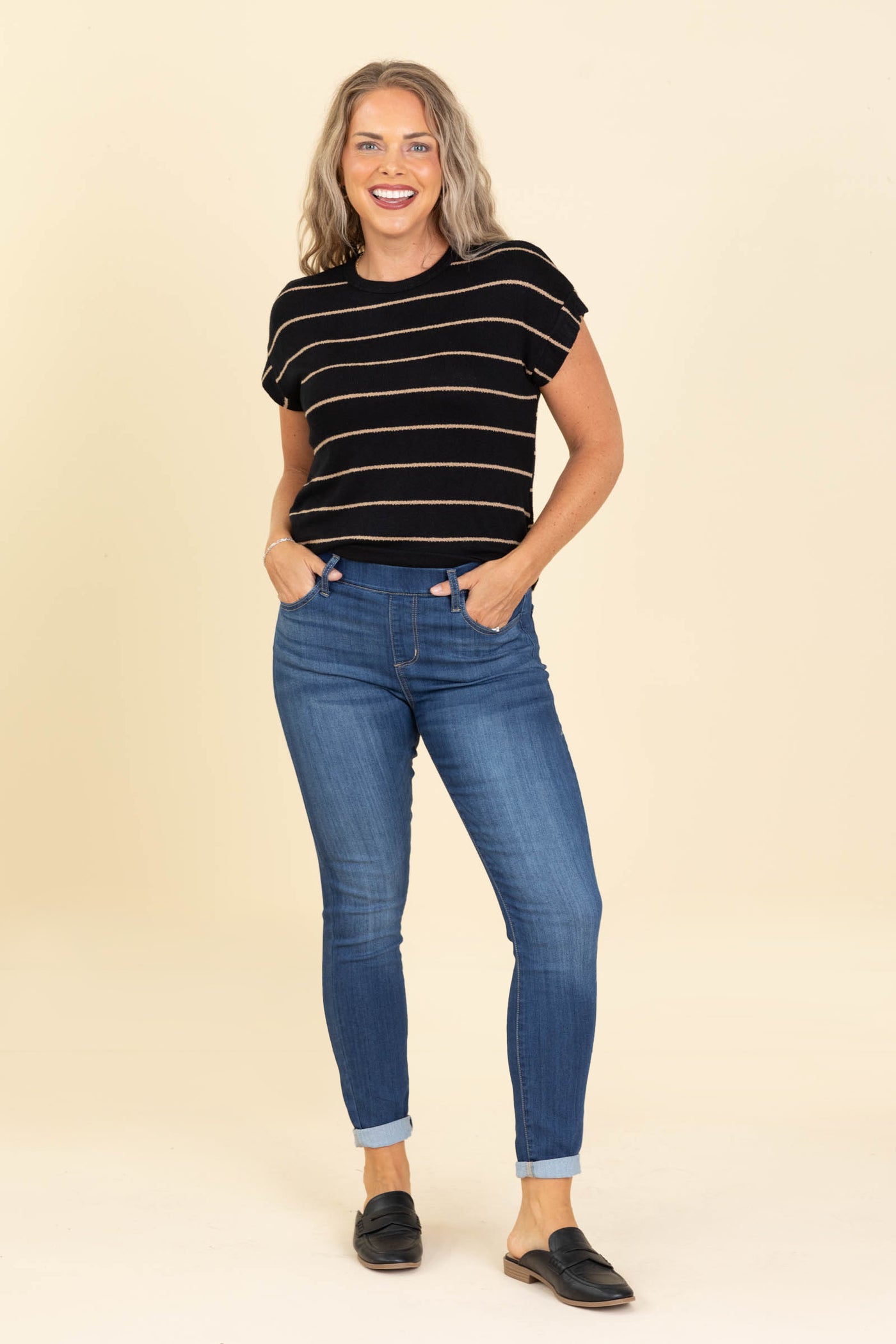 Cello Medium Wash Mid Rise Pull On Skinny Jean