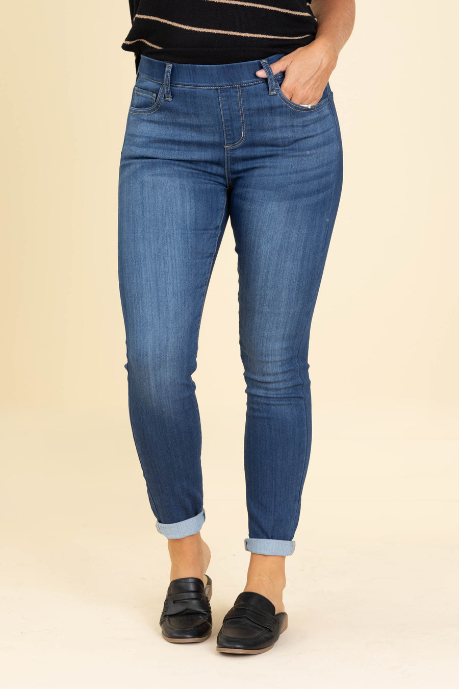 Cello Medium Wash Mid Rise Pull On Skinny Jean