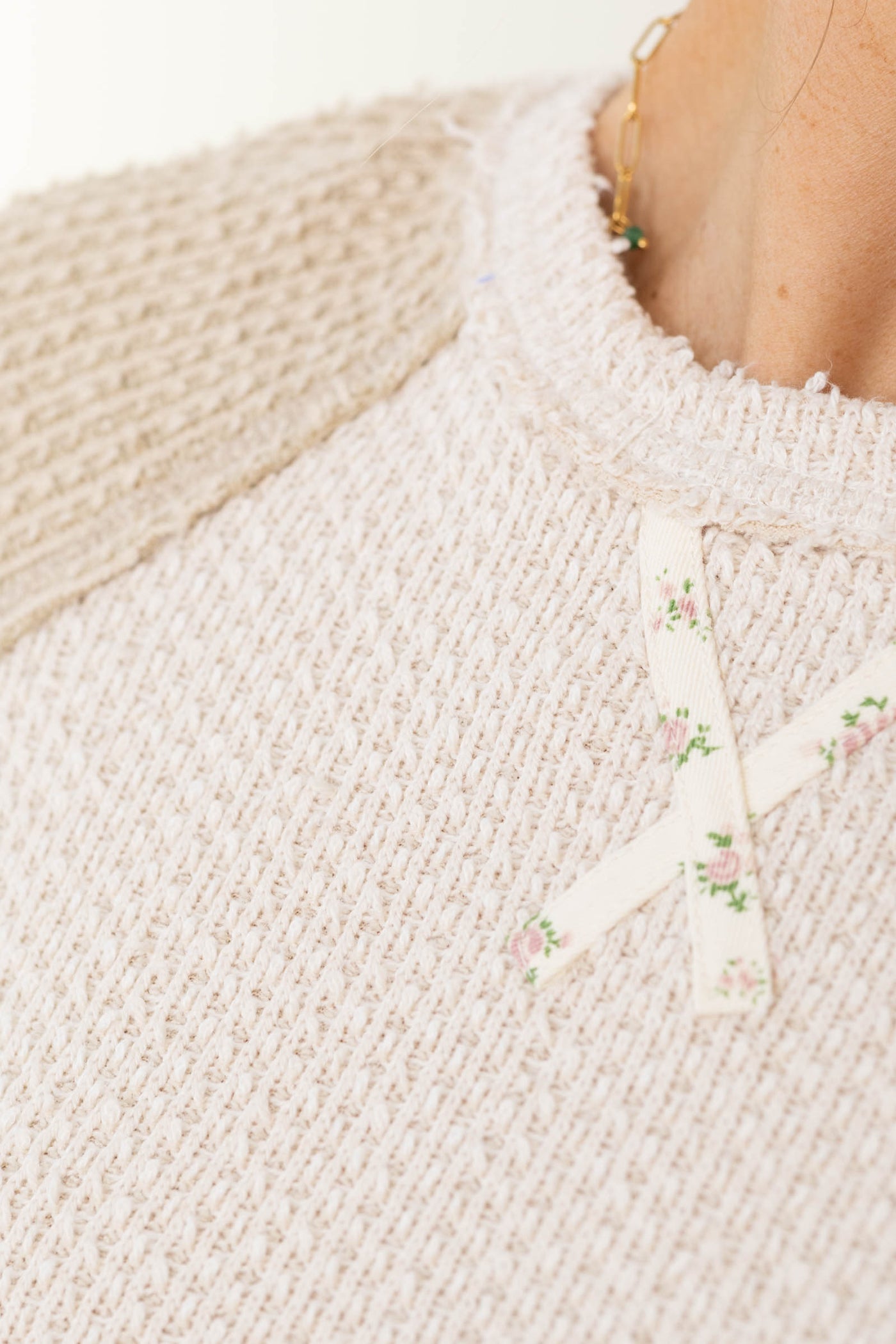 Floral Sleeve Detail Colorblock Raglan Sleeve Top
