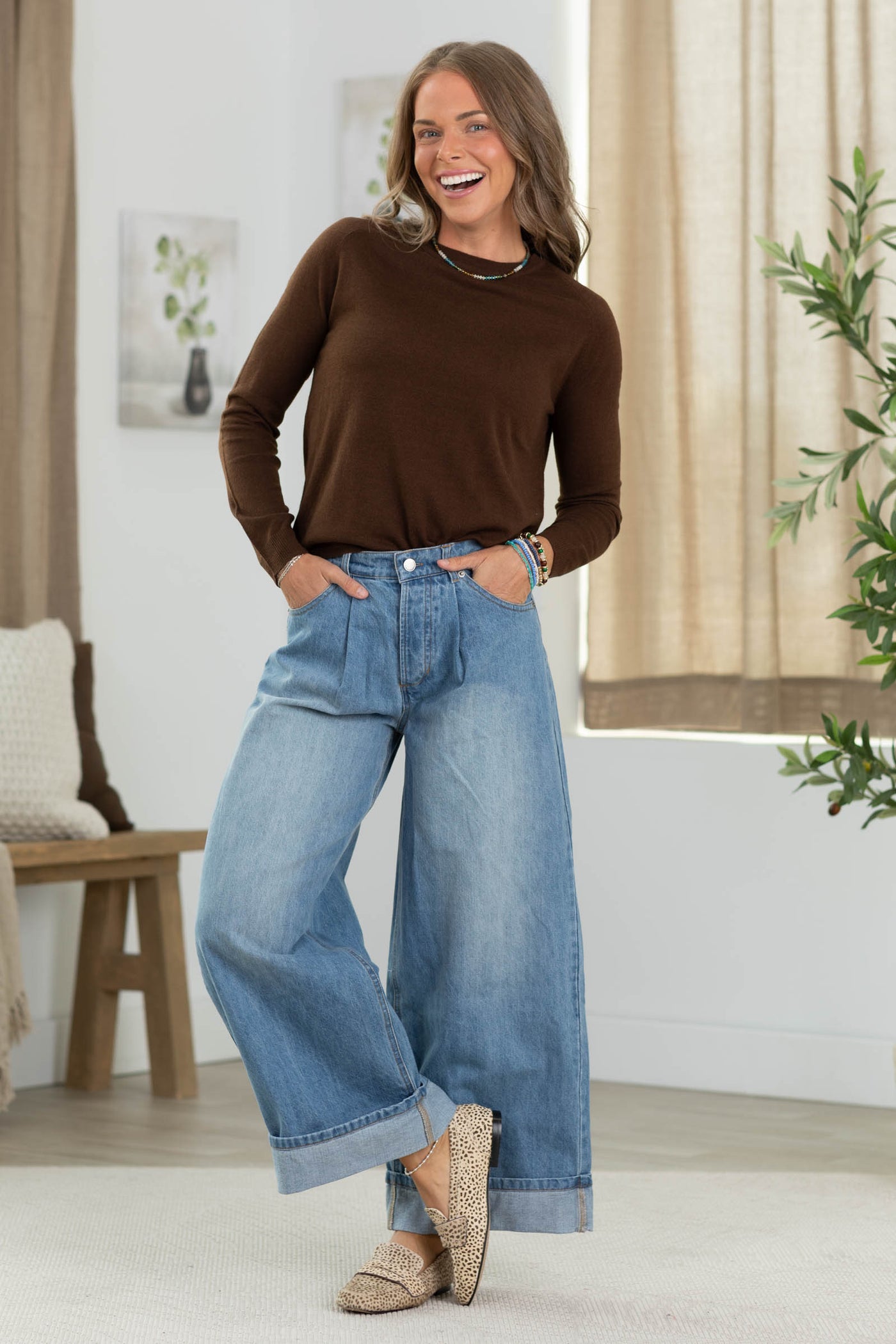 Lightweight Wool Blend Round Neck Sweater