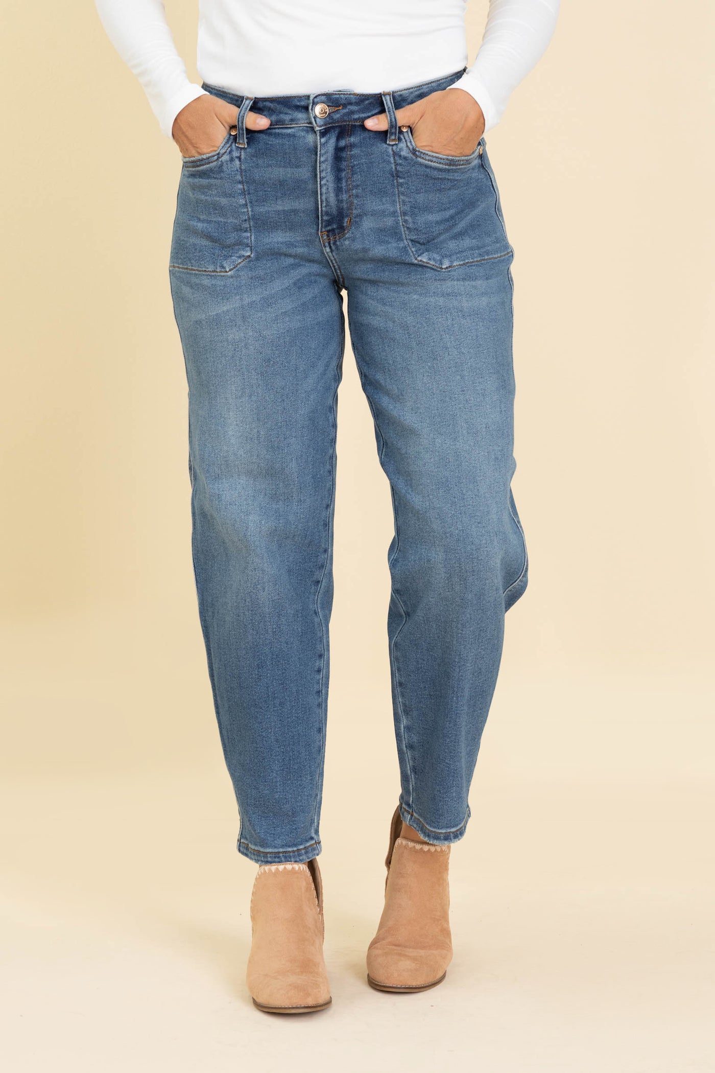 Judy Blue Soft Barrel Jeans