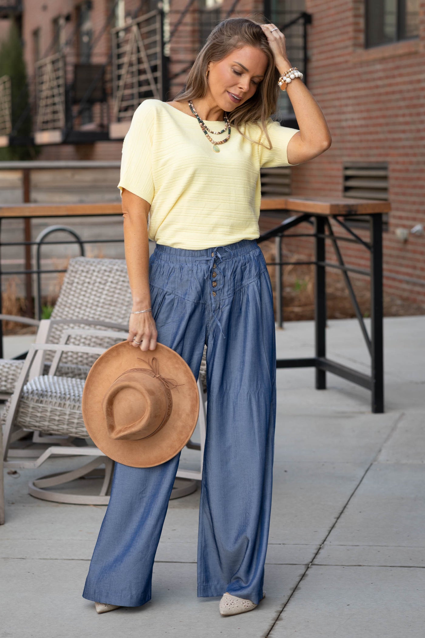 Linen Eyelet Pointed Slingback Flats