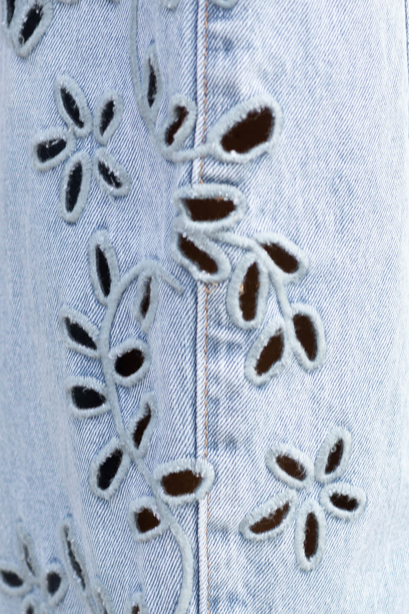 Saige Denim High Rise Low Barrel With Embroidery