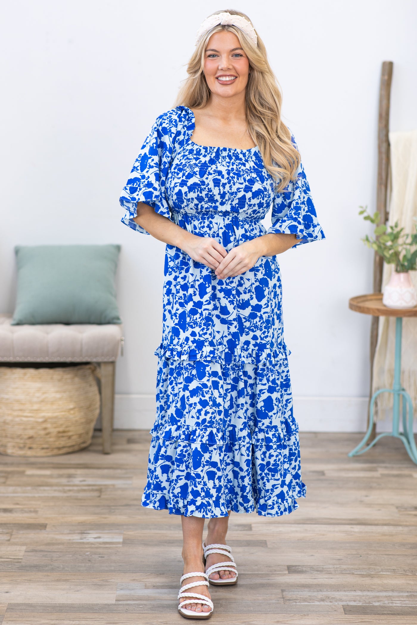 Blue Ditsy Floral Bell Sleeve Midi Dress - S Blue Ditsy Floral Bell Sleeve Midi Dress - S