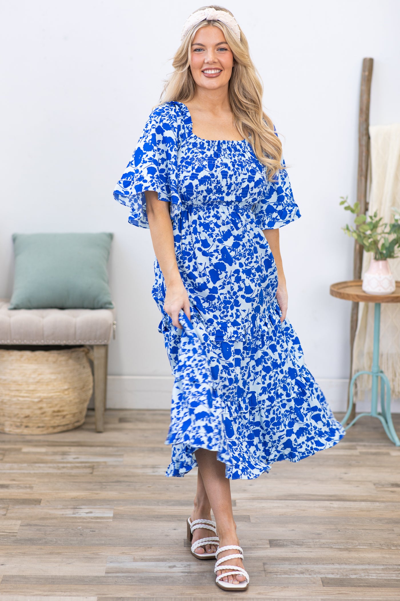 Blue Ditsy Floral Bell Sleeve Midi Dress - S Blue Ditsy Floral Bell Sleeve Midi Dress - S