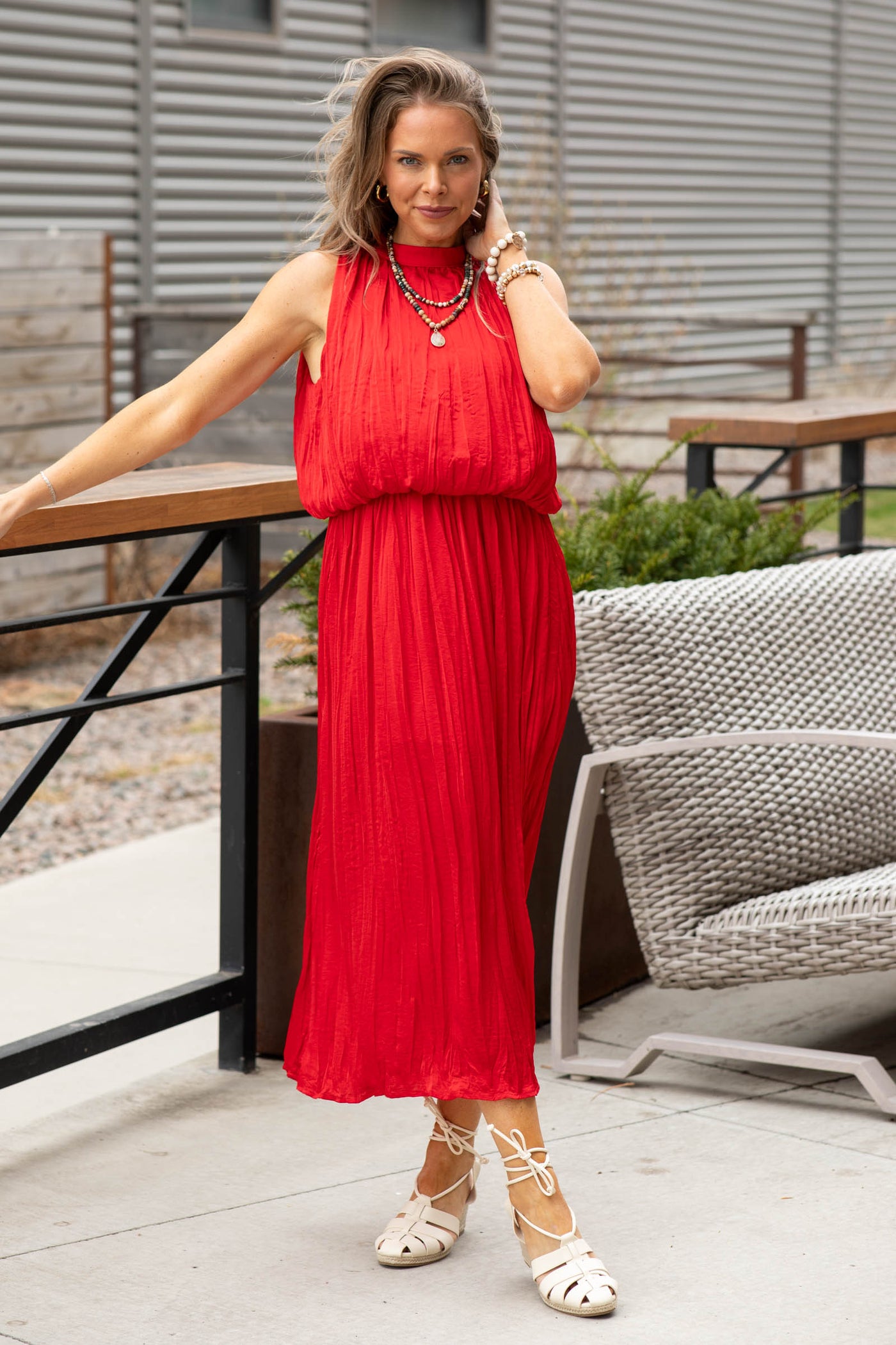 Soft Pleated Elastic Waist Midi Dress