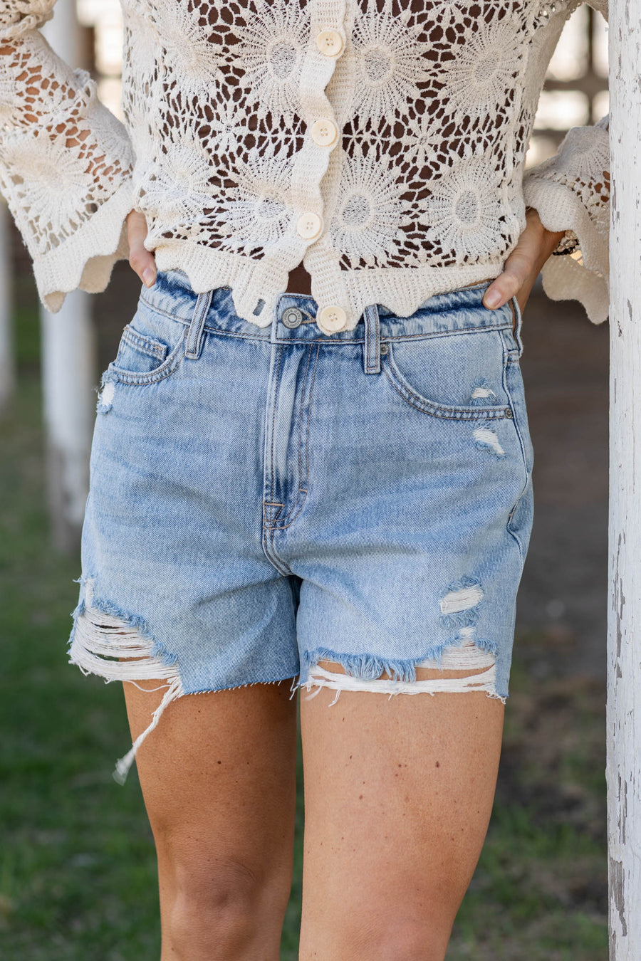 Hidden Medium Light Distressed Shorts