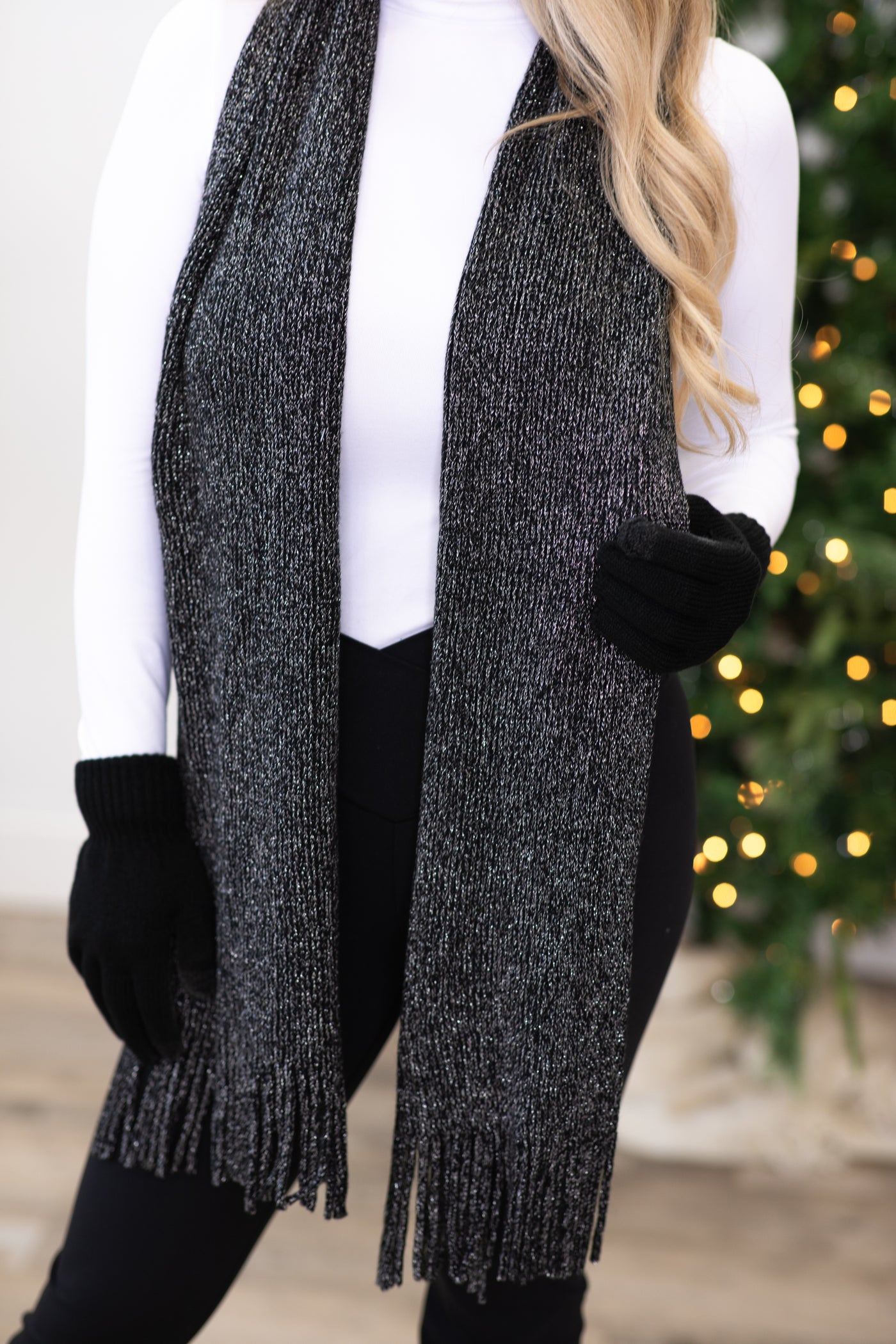 Black Scarf and Beanie Set With Lurex