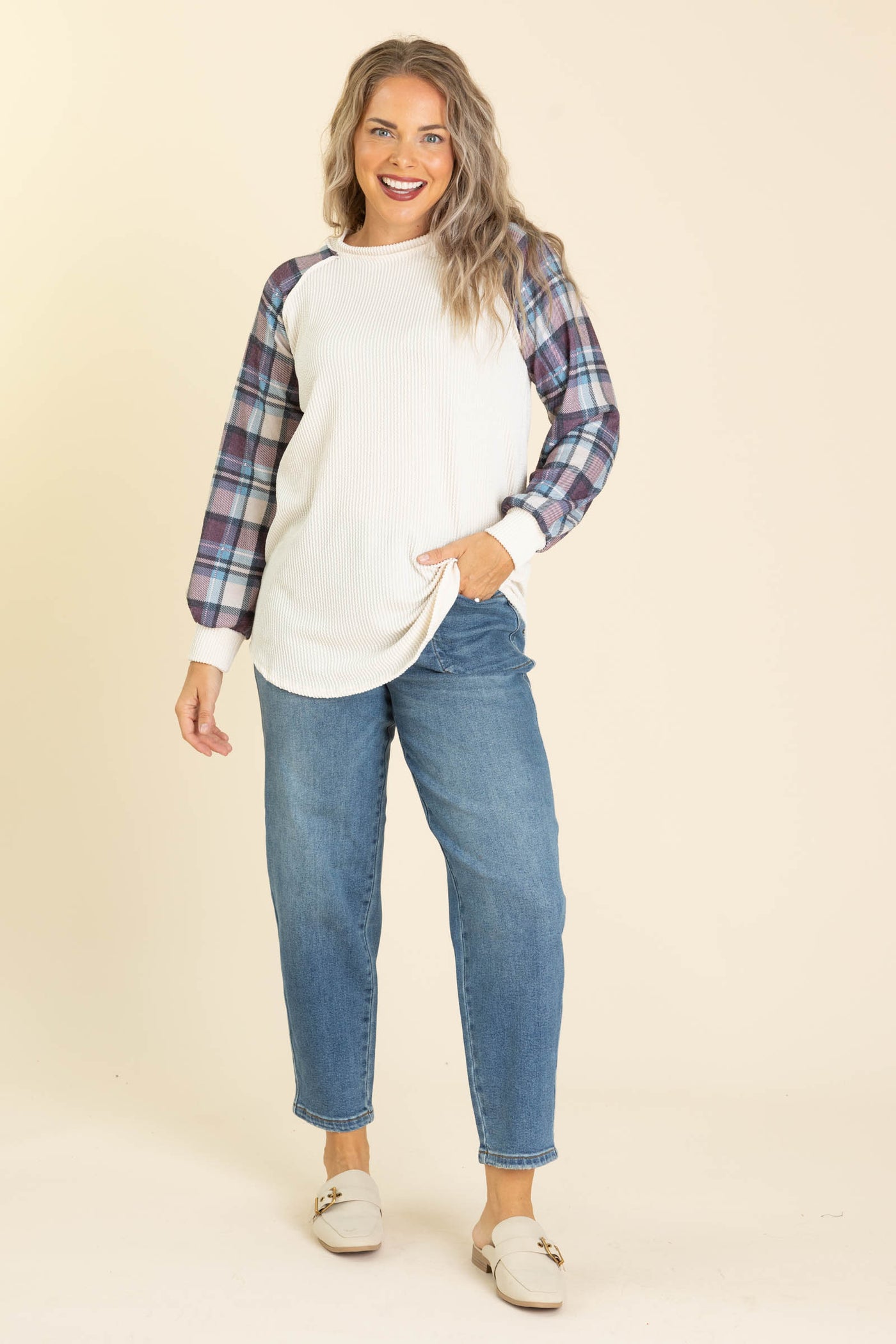 Solid Ribbed Knit Top With Plaid Long Sleeves
