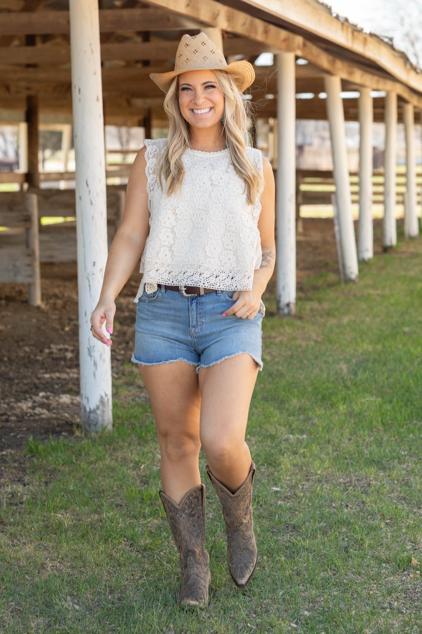 Cream Relaxed Fit Floral Lace Sleeveless Top