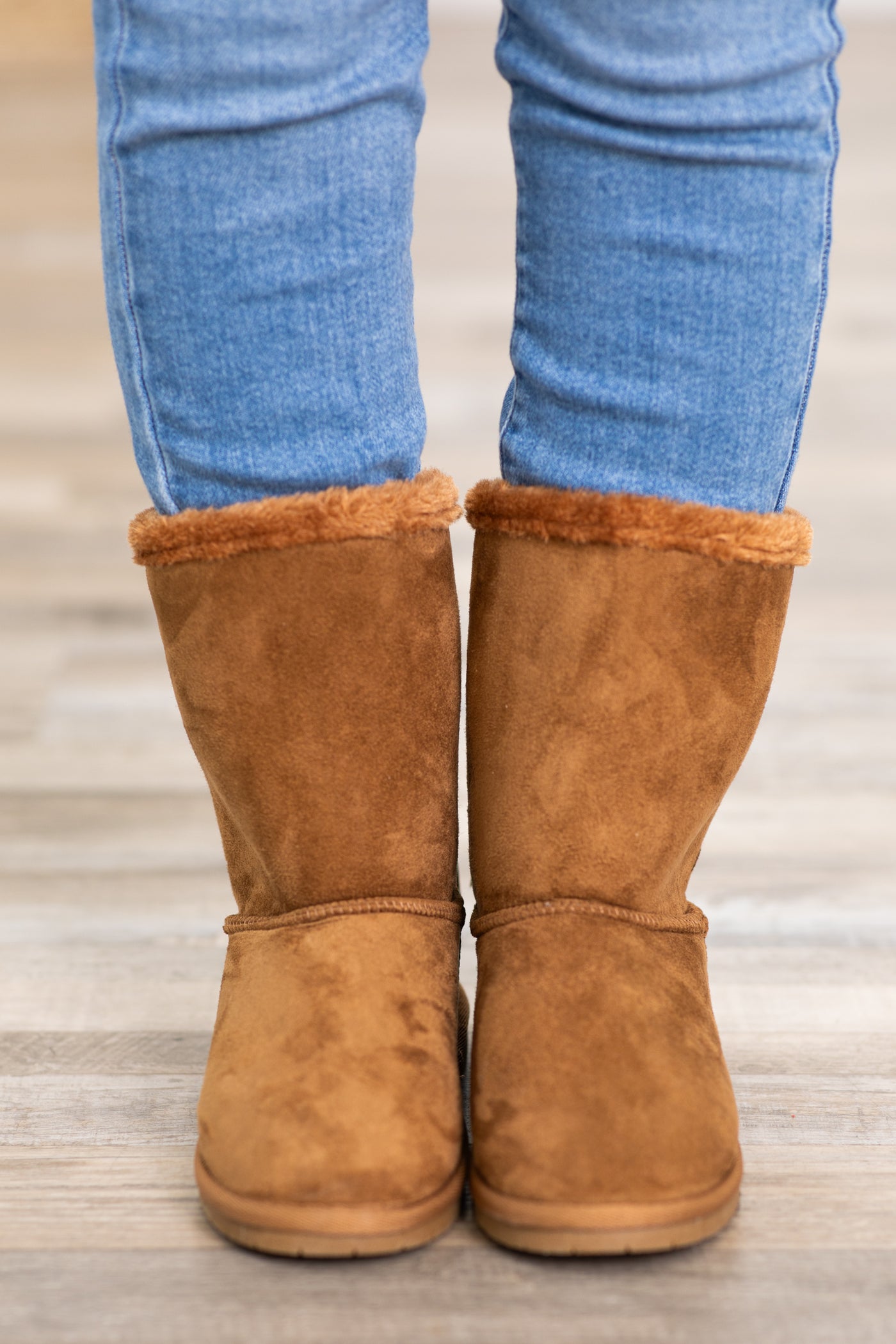 Tan Faux Fur Lined Boots With Bows