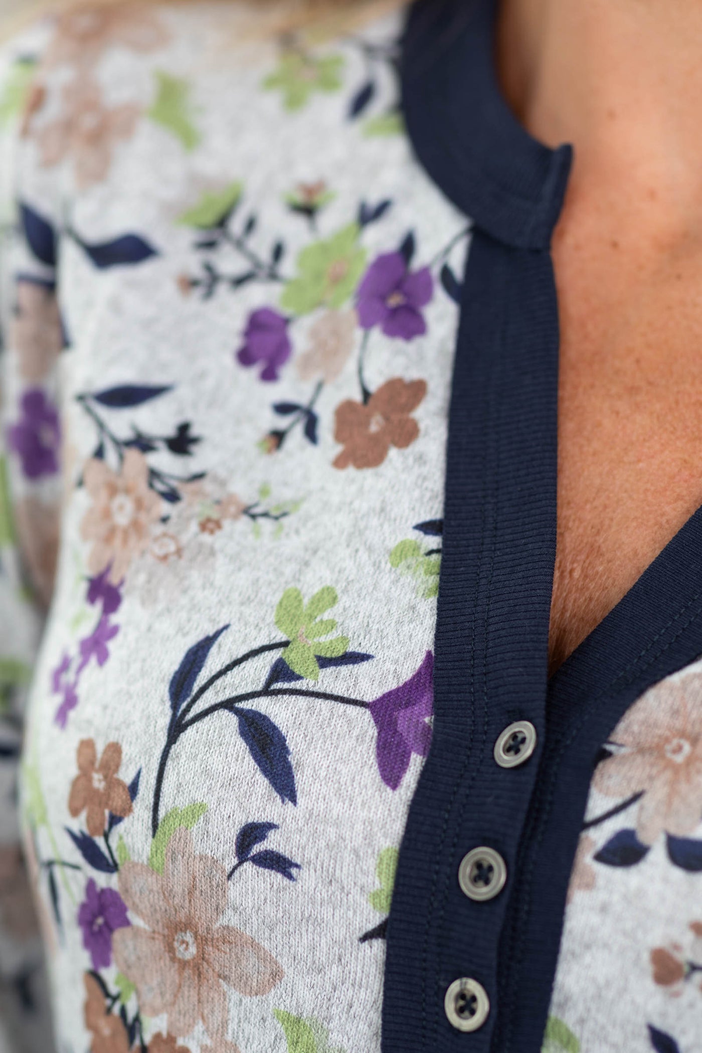 Staccato Heather Grey And Navy Floral Hacci Top