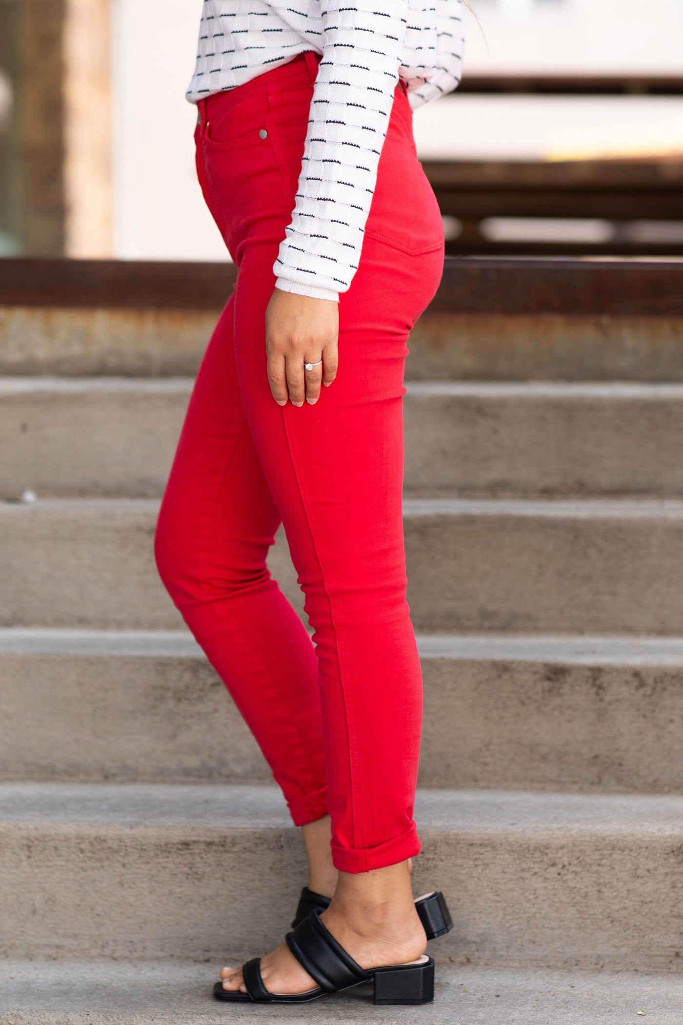 womens red skinny jeans