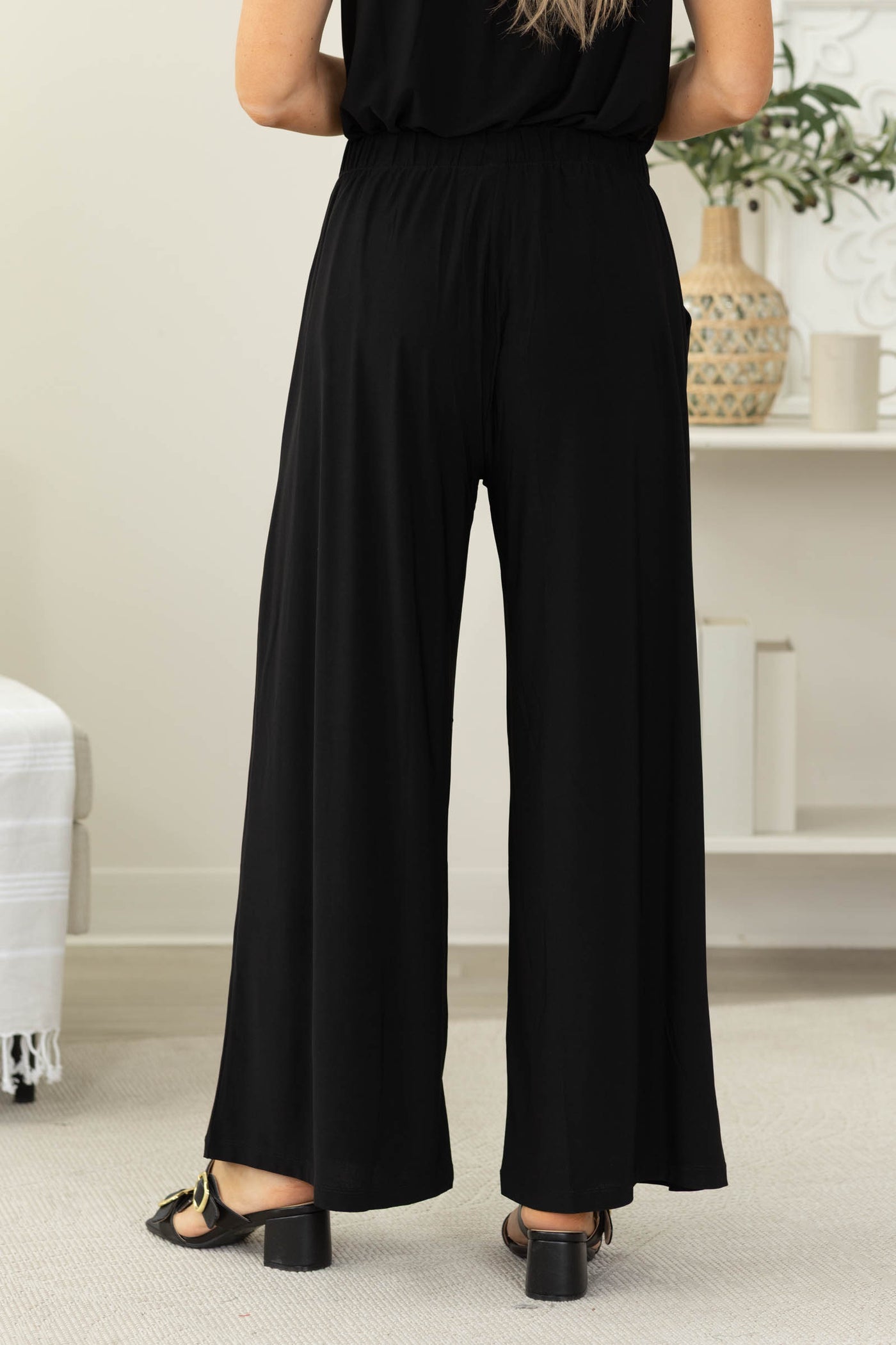 Shoreline 2 Piece Sleeveless Top and Pant Set