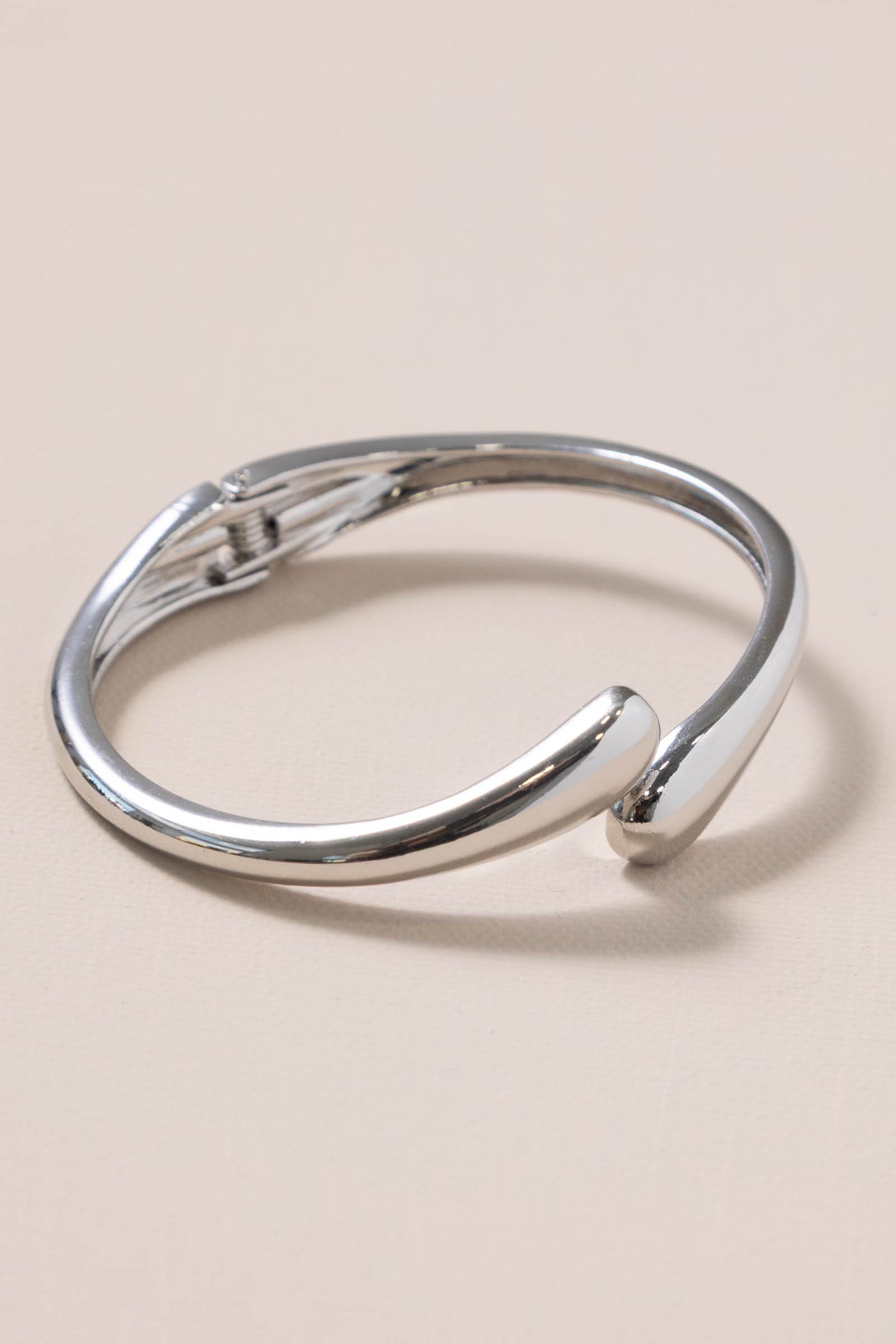 Teardrop Shape Cuff Bangles