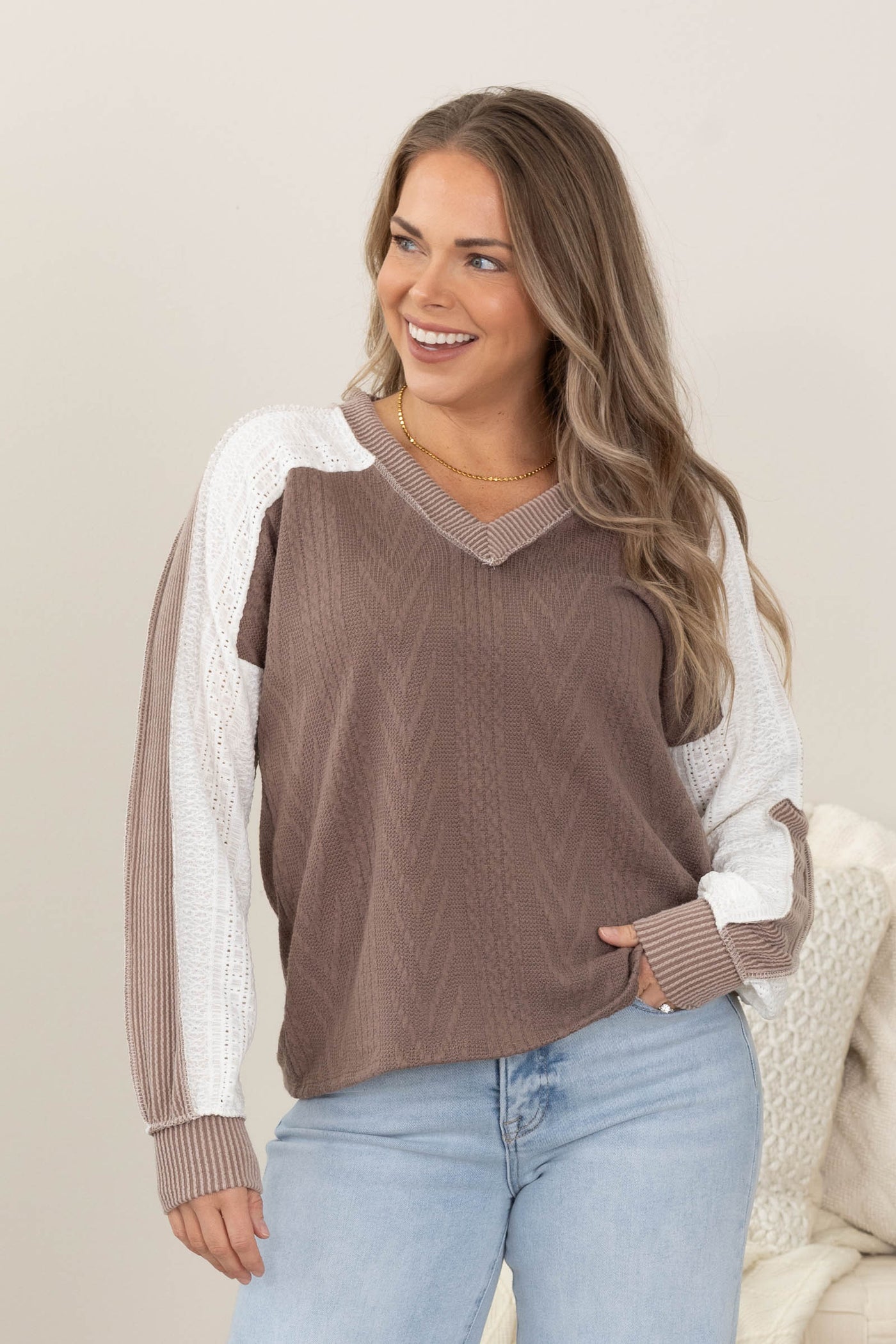 Textured V-Neck Knit Top With Contrast Sleeves