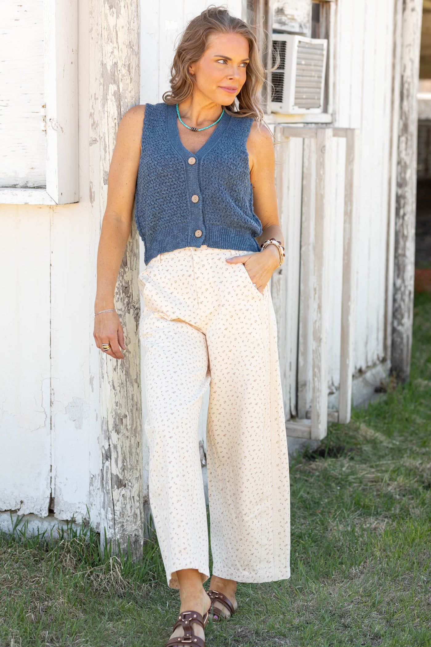 Crochet V-Neck Knit Vest Tops