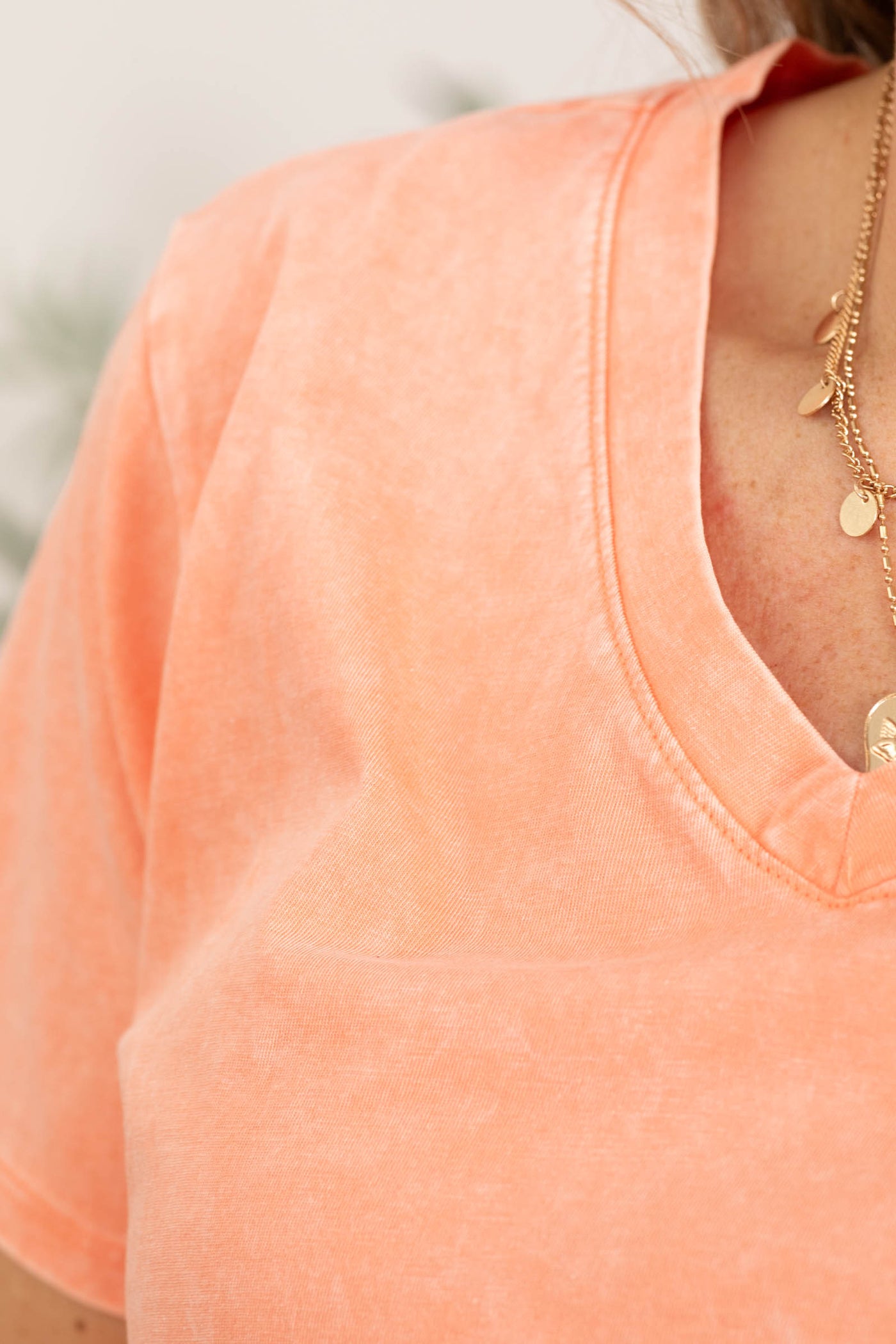 Washed Short Sleeve V-Neck Knit Tops