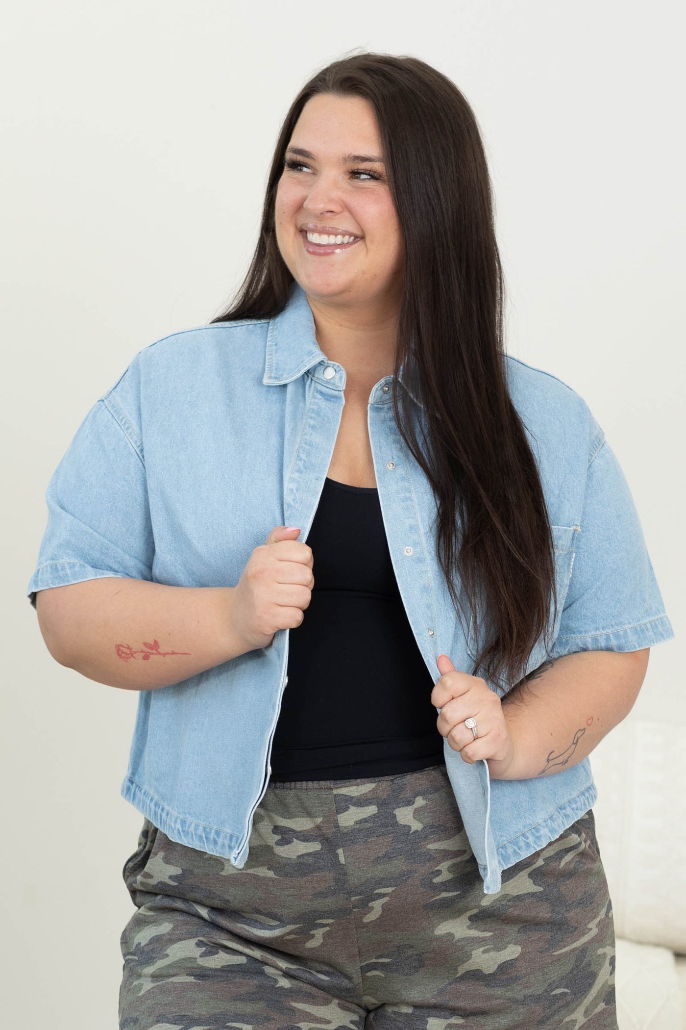 Risen Light Half Sleeve Cropped Denim Jacket- 100% Cotton