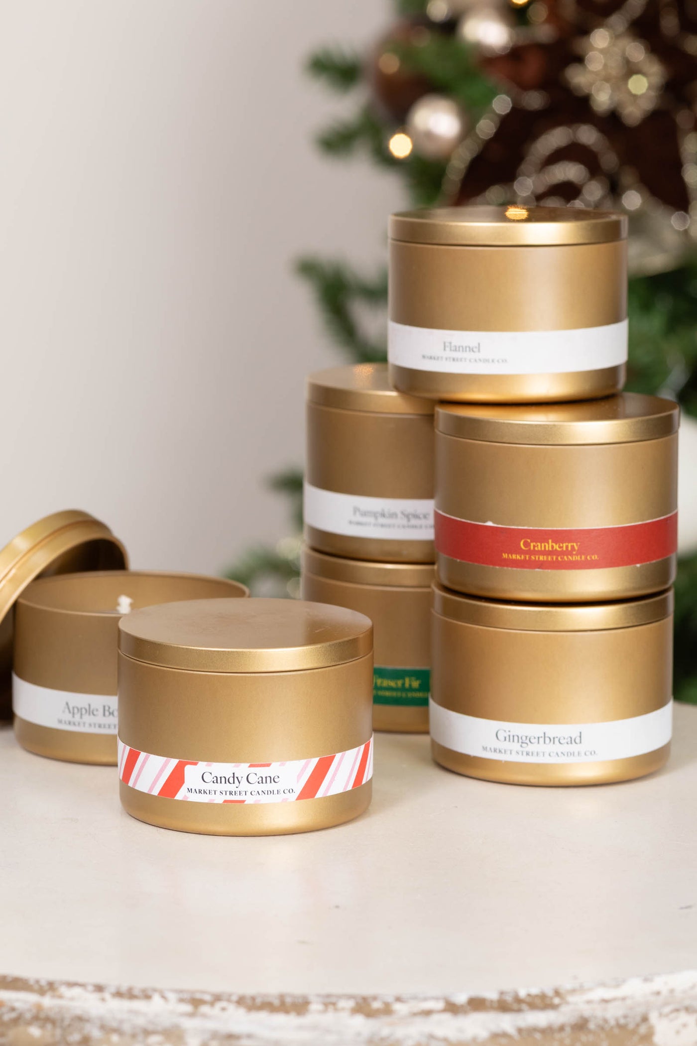 8oz Christmas Scent Candle in Tin