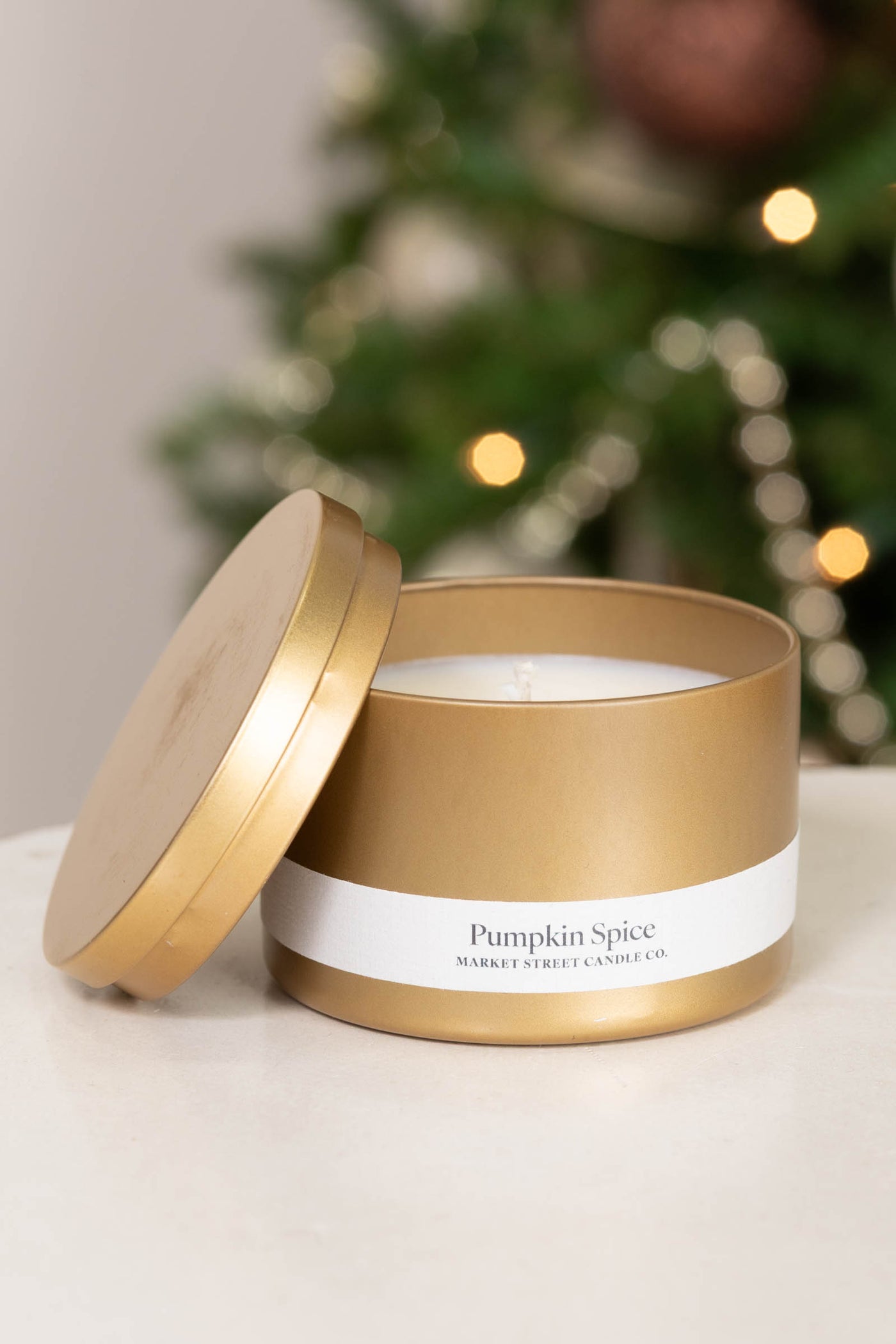 8oz Christmas Scent Candle in Tin