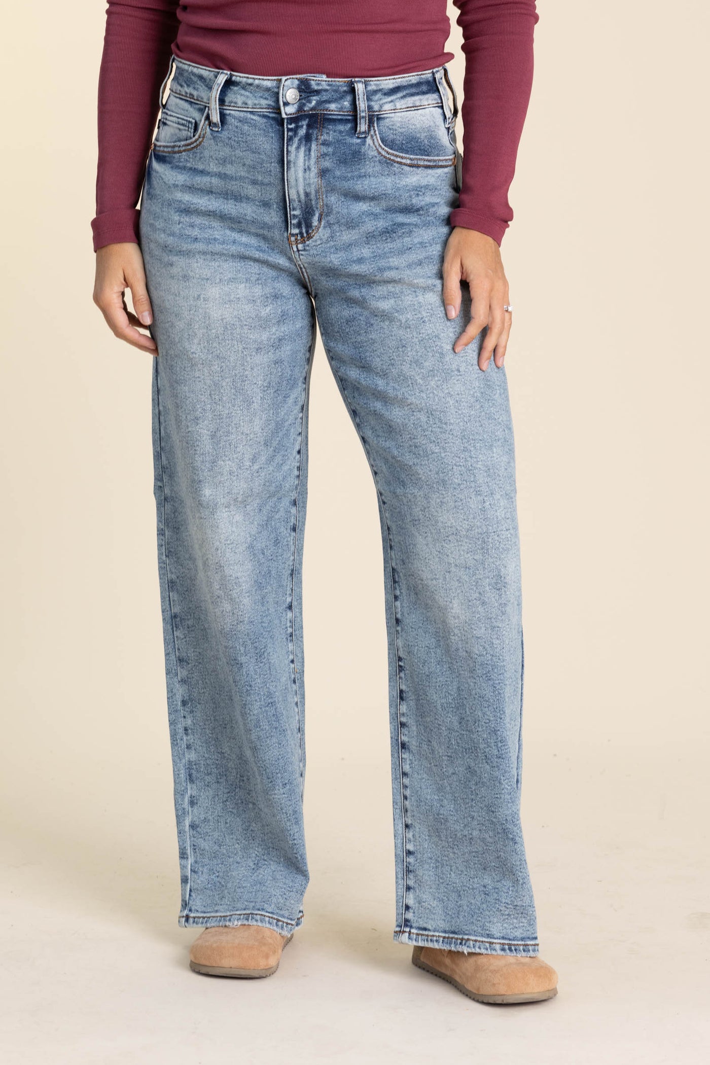 Judy Blue Light Vintage Wash Straight Jeans