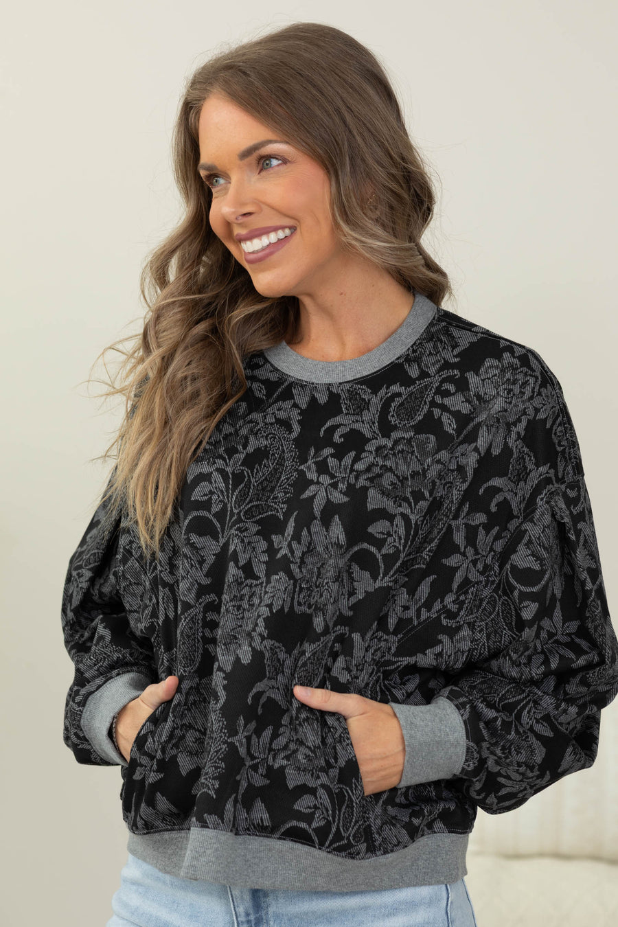 Black and Grey Vintage Floral Print Sweatshirt
