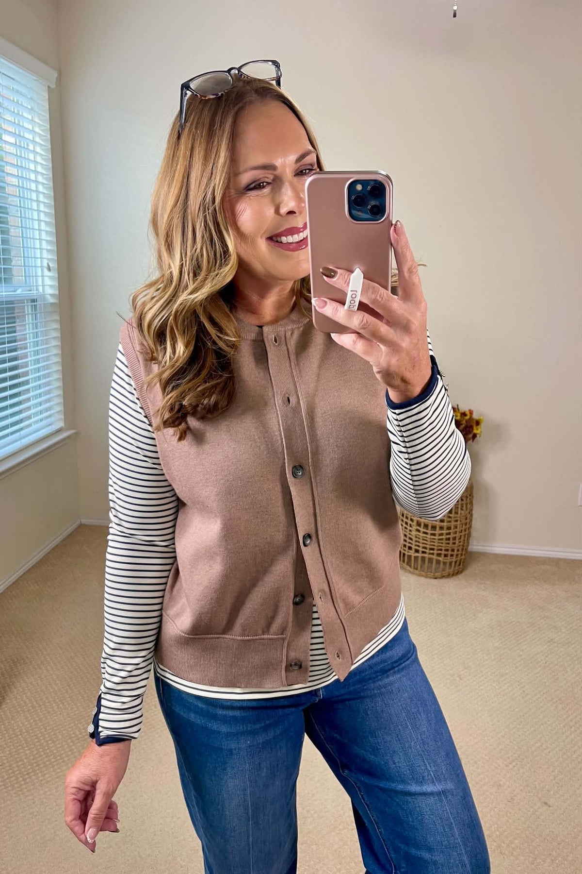 Staccato Button Down Light Sweater Vest
